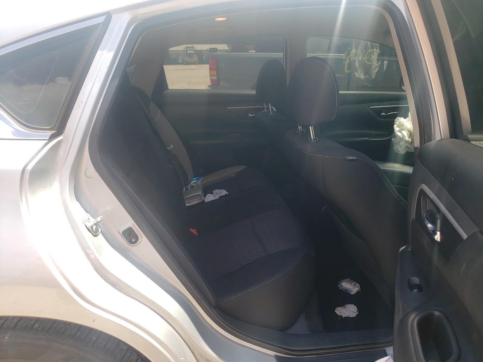 Photo 6 from auction – 2017 NISSAN ALTIMA 2.5 with VIN 1N4AL3AP9HC195816