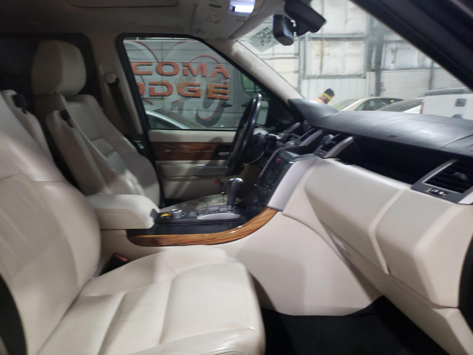 Photo 5 from auction – 2008 LAND ROVER RANGE ROVE with VIN SALSK25468A171232