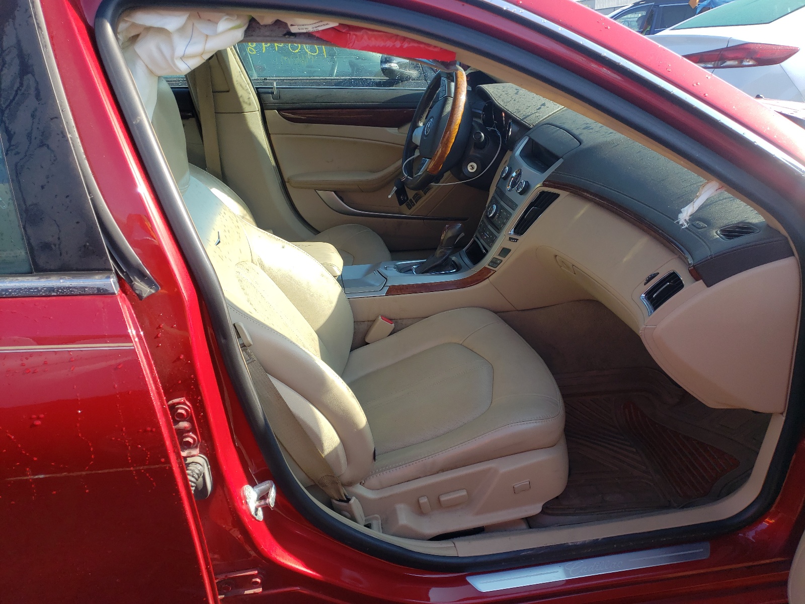 Photo 5 from auction – 2011 CADILLAC CTS LUXURY with VIN 1G6DH5EY2B0104629
