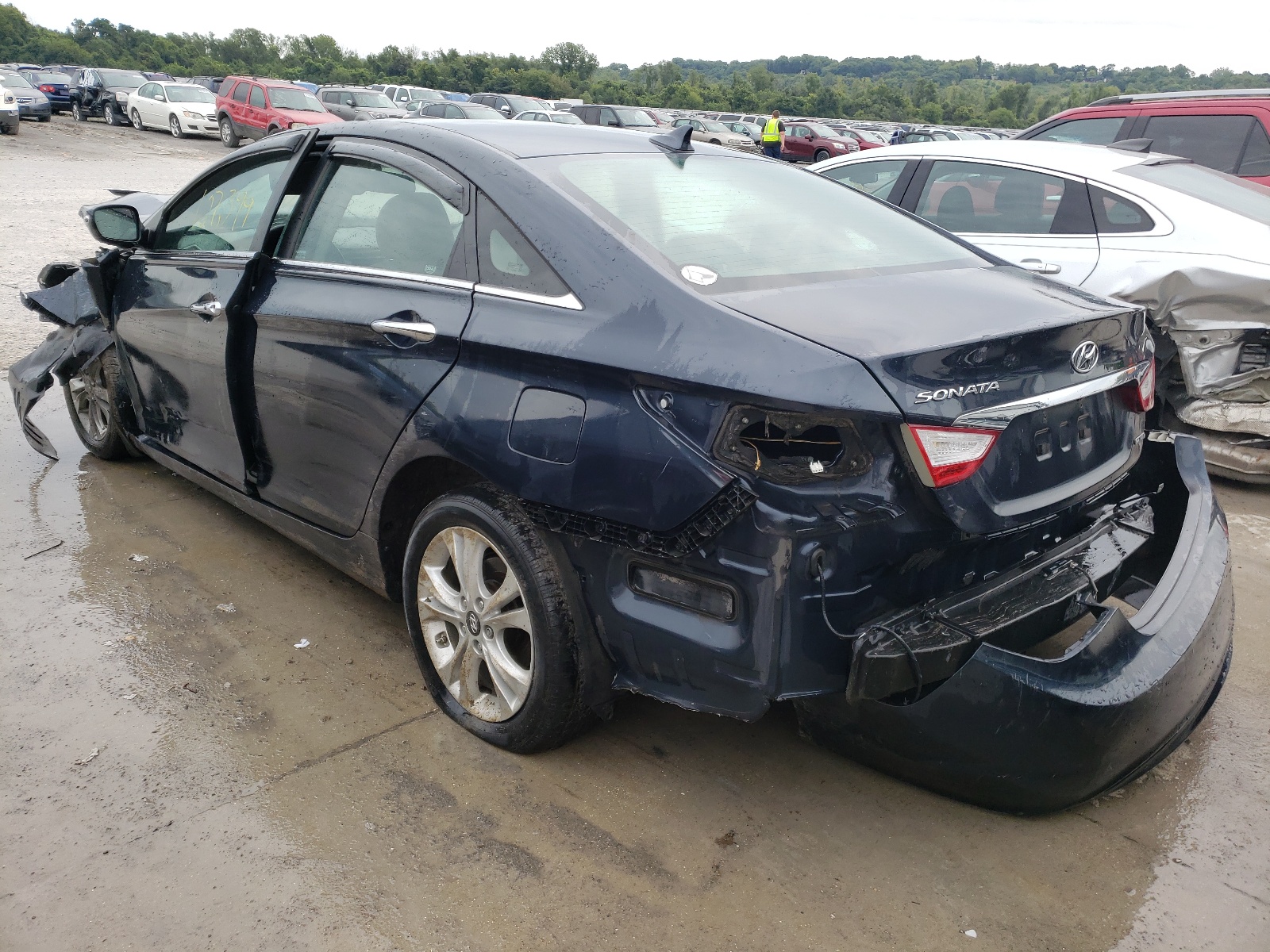 صورة رقم 3 من المزاد - 2011 HYUNDAI SONATA SE مع VIN 5NPEC4AC8BH122155