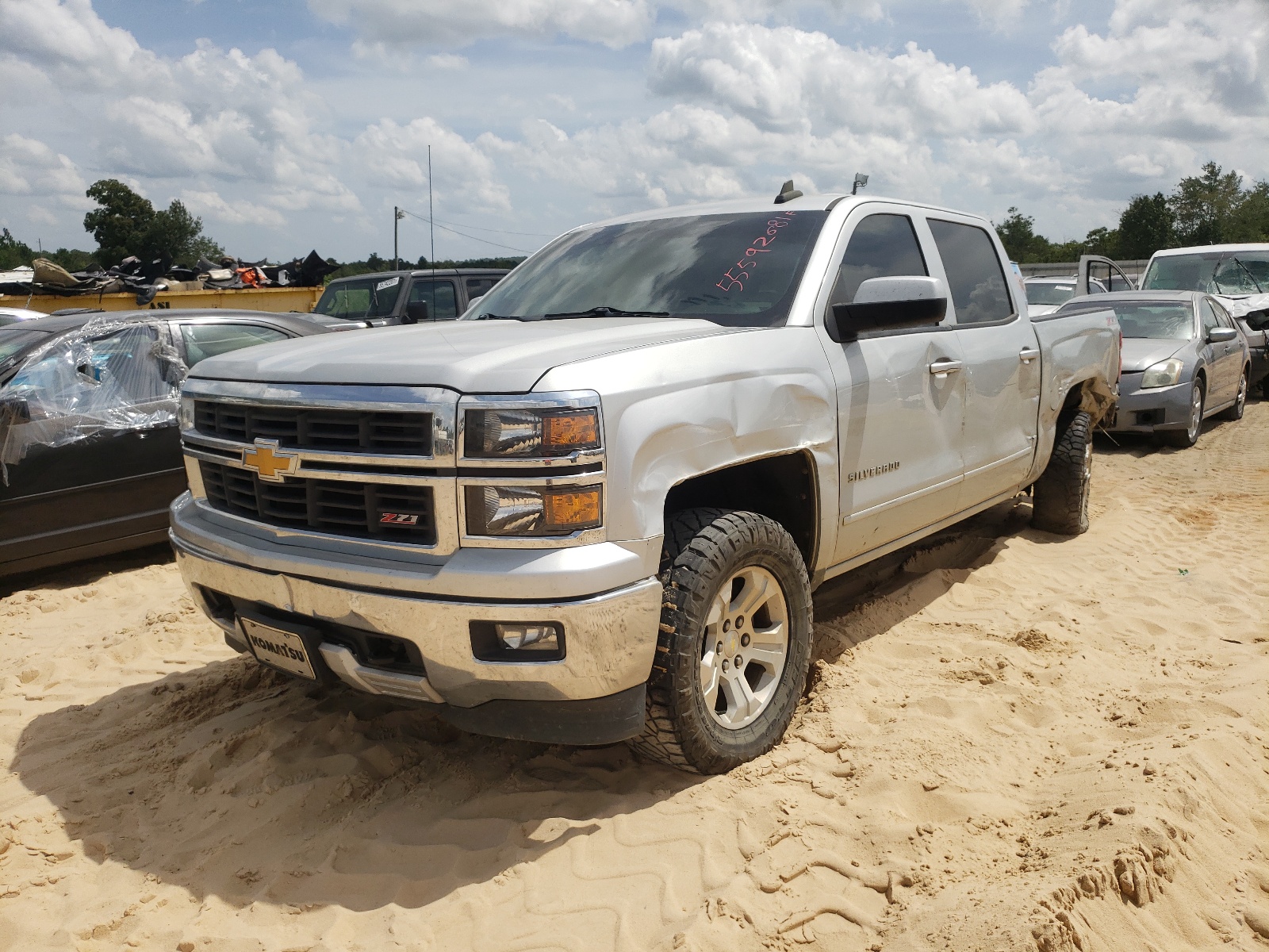 Zdjęcie 2 z aukcji – 2015 CHEVROLET SILVERADO z VIN 3GCUKREC1FG455480