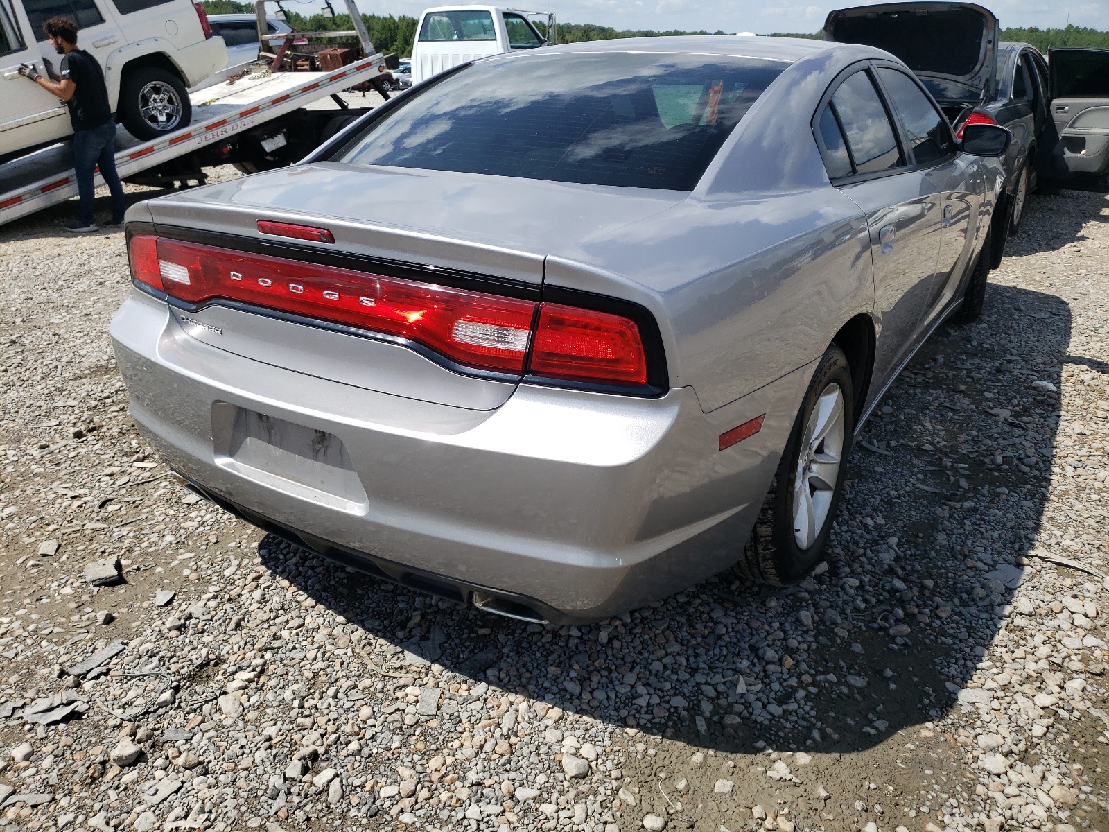 Photo 4 from auction – 2013 DODGE CHARGER SE with VIN 2C3CDXBG6DH688497