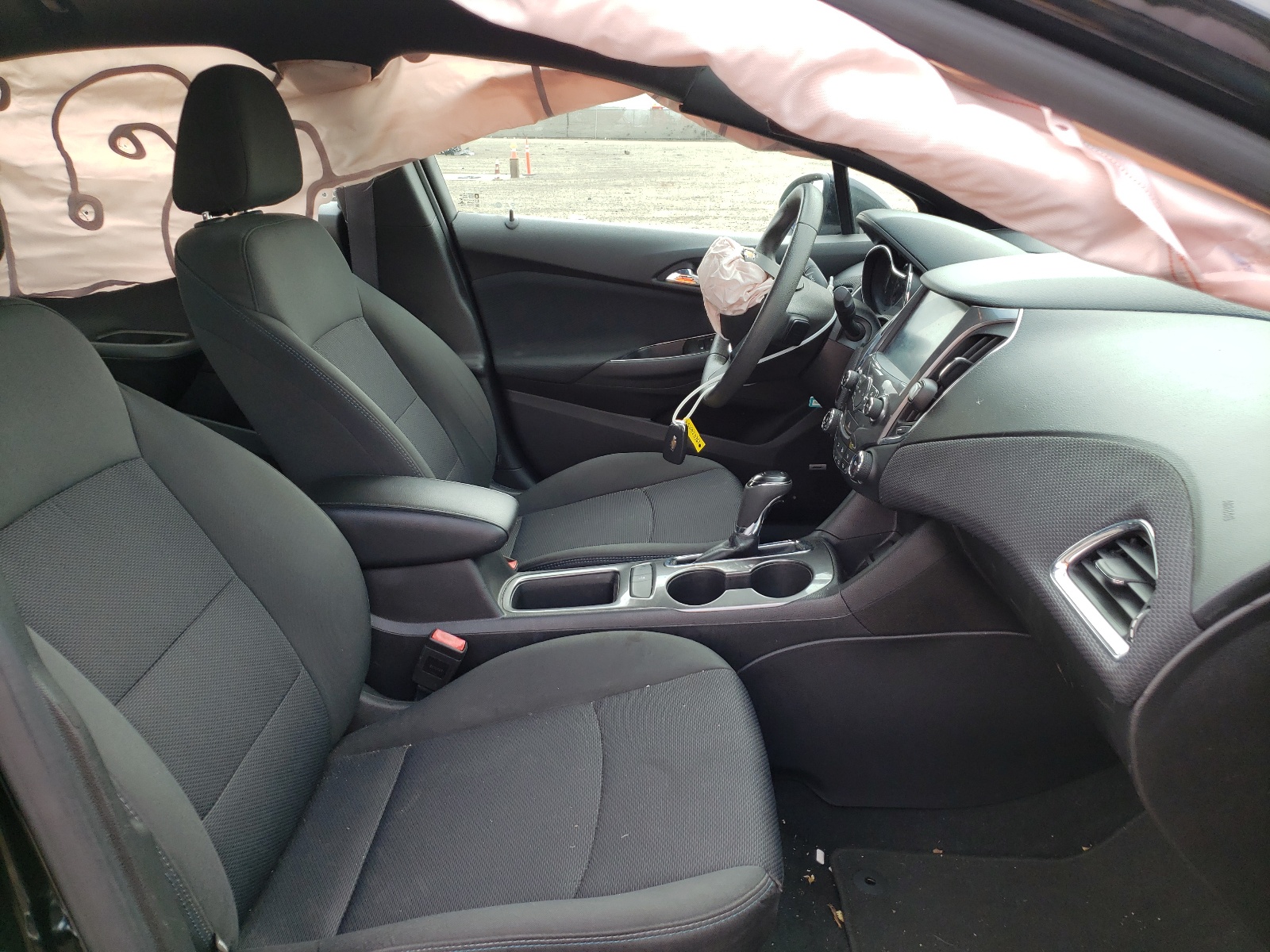 Photo 5 from auction – 2016 CHEVROLET CRUZE LT with VIN 1G1BE5SM7G7306498