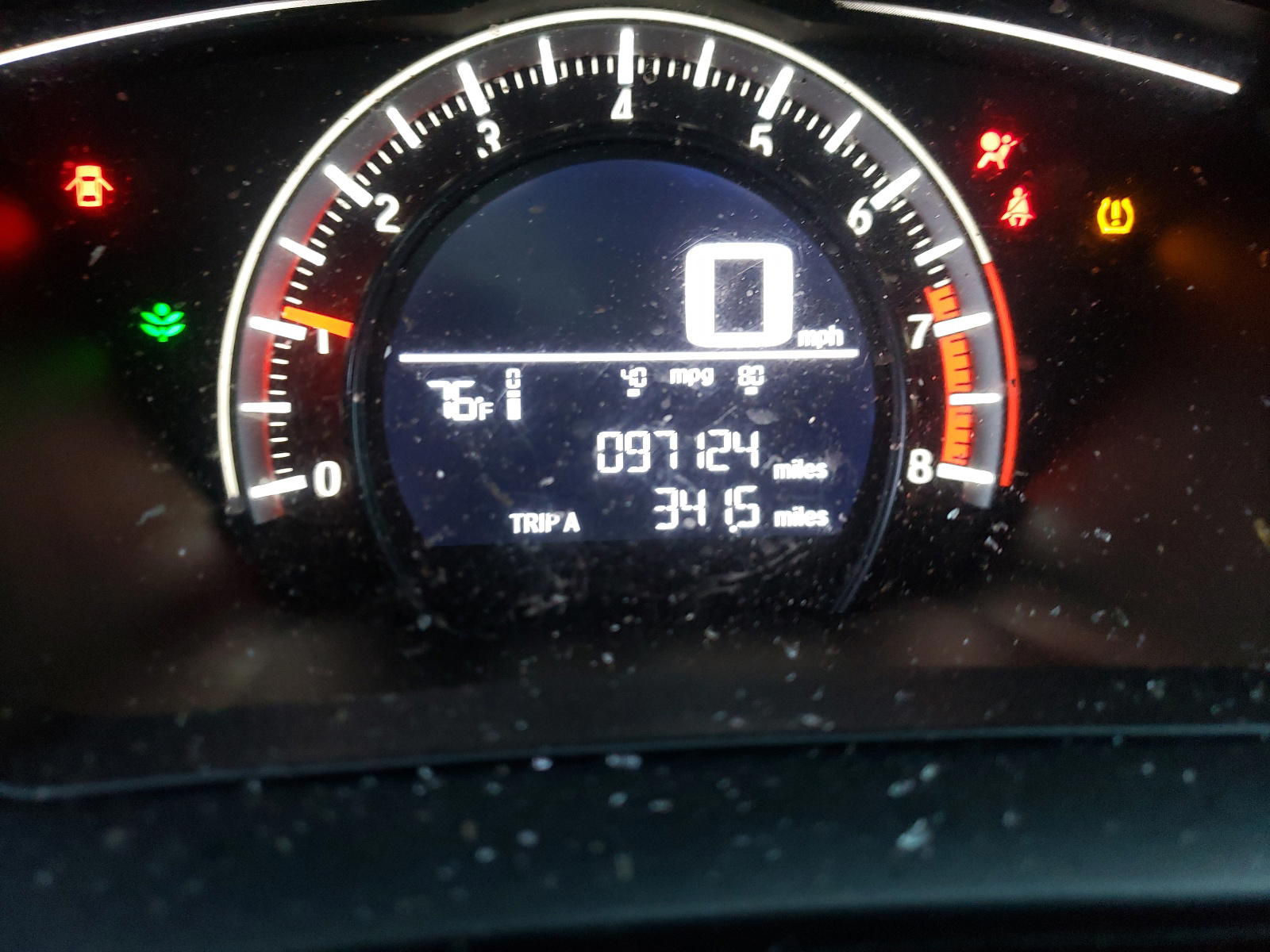 Photo 8 from auction – 2016 HONDA CIVIC LX with VIN 19XFC2E52GE050286
