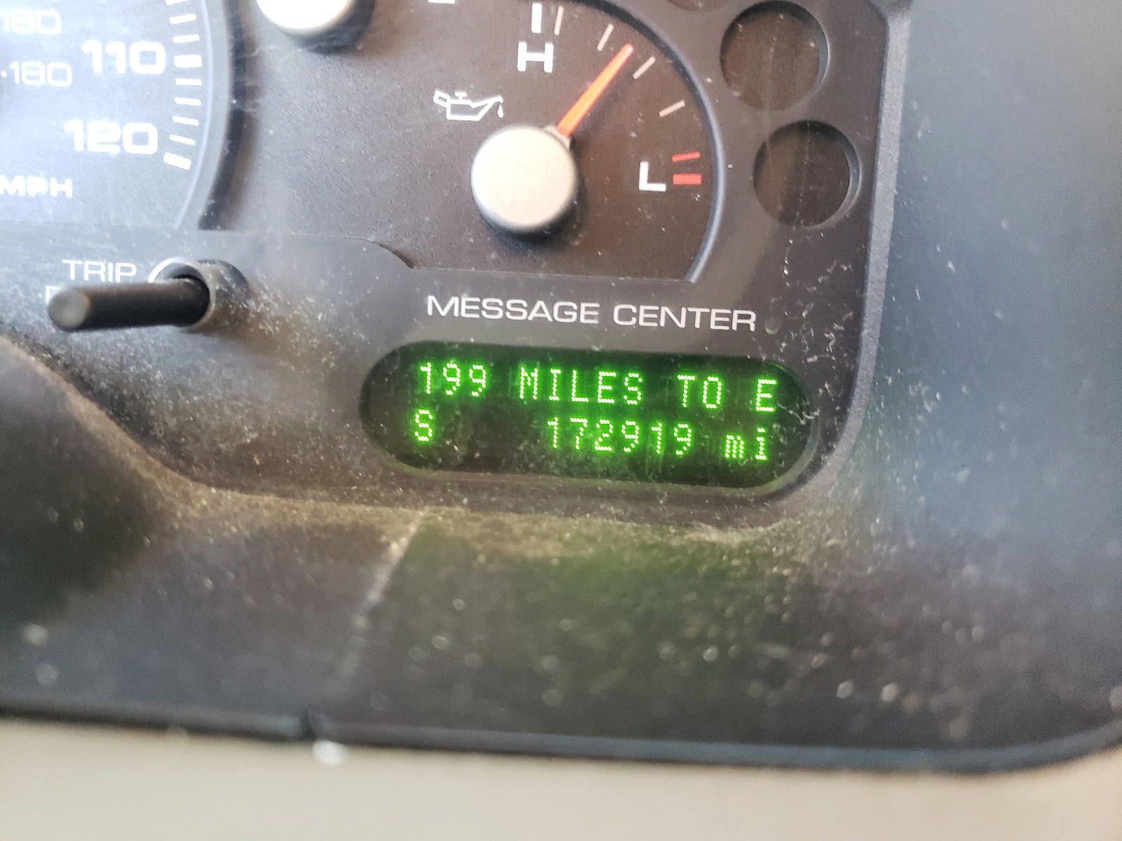 Photo 8 from auction – 2005 FORD EXPLORER X with VIN 1FMZU63K55UA67555