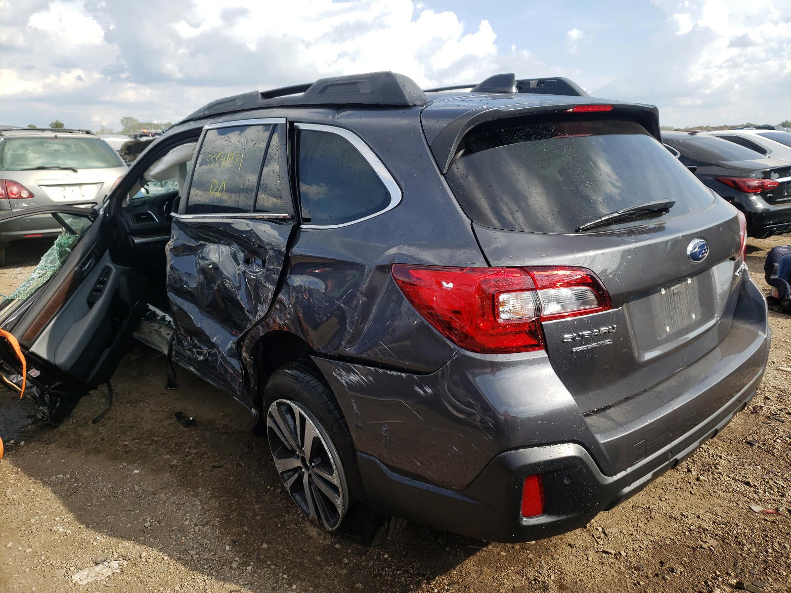 Photo 3 from auction – 2019 SUBARU OUTBACK 2. with VIN 4S4BSANC7K3311238