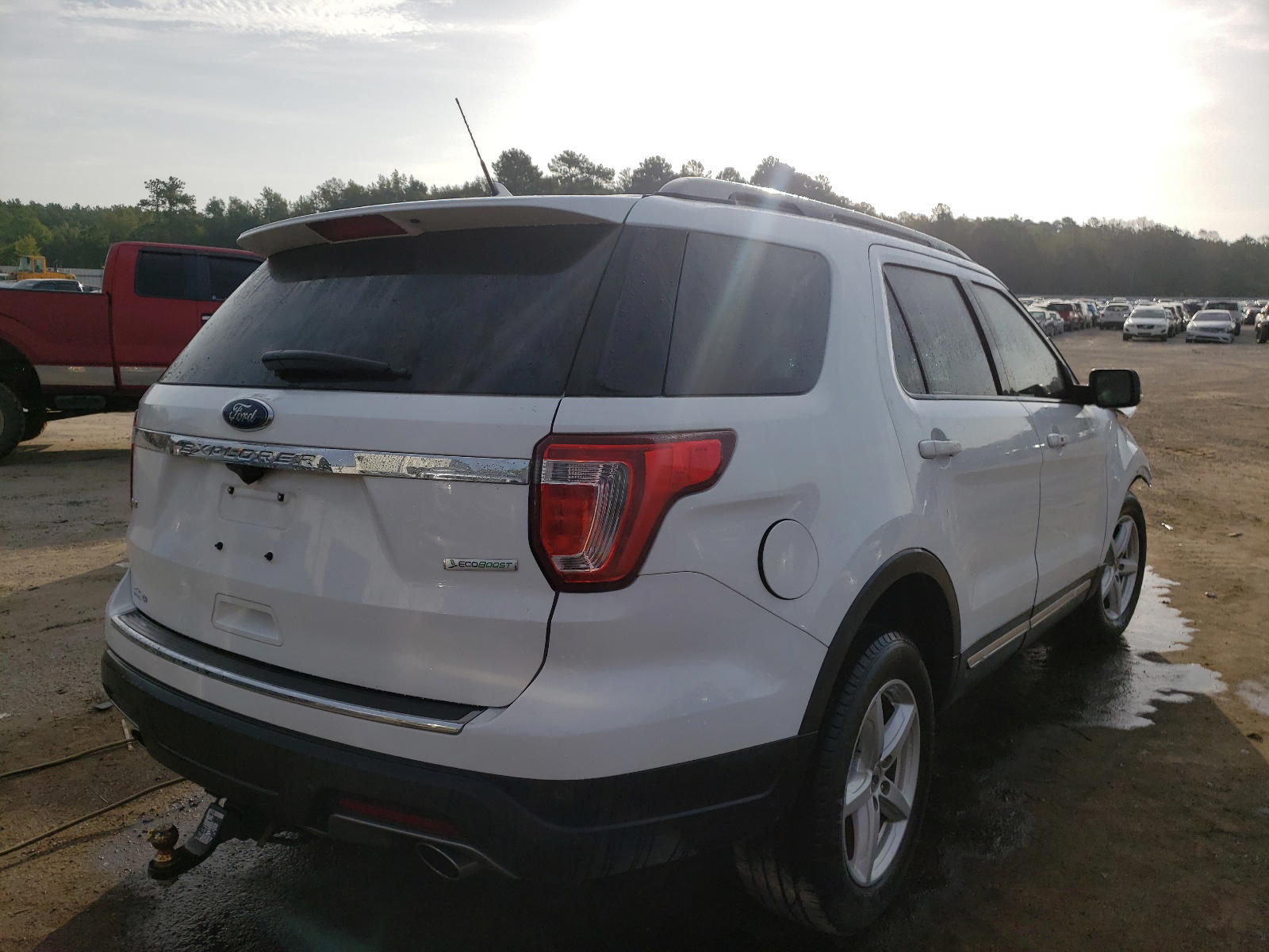 Photo 4 from auction – 2018 FORD EXPLORER X with VIN 1FM5K7DH2JGB62693