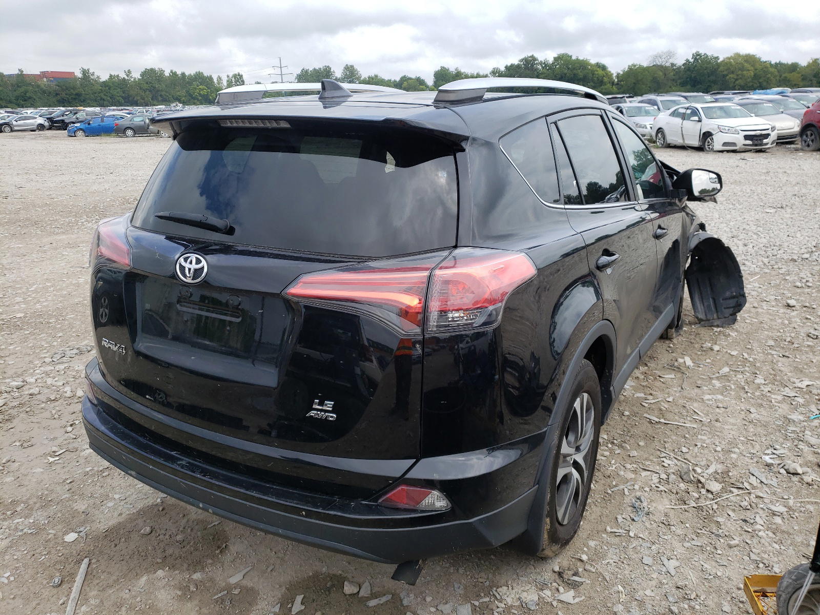 Photo 4 from auction – 2016 TOYOTA RAV4 LE with VIN 2T3BFREV7GW474081