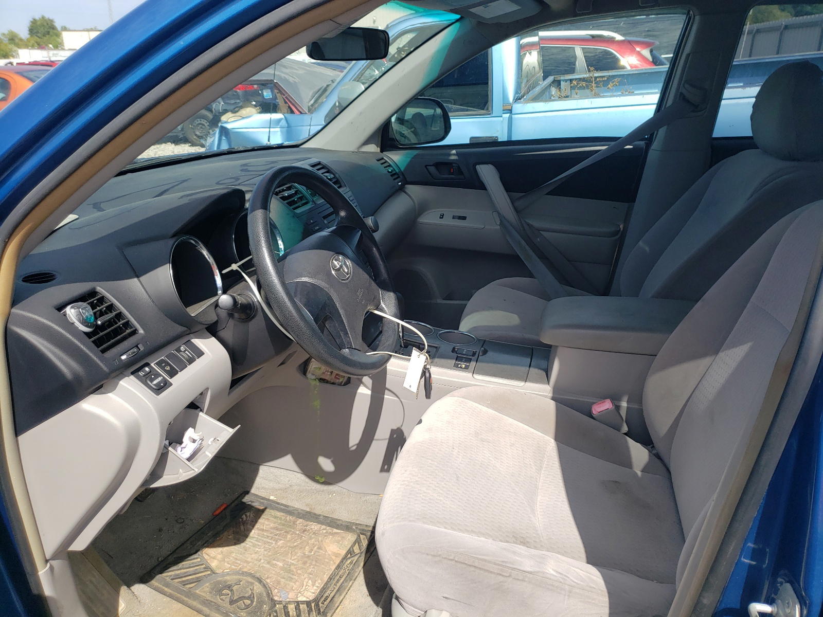 Photo 5 from auction – 2008 TOYOTA HIGHLANDER with VIN JTEES41A482044805