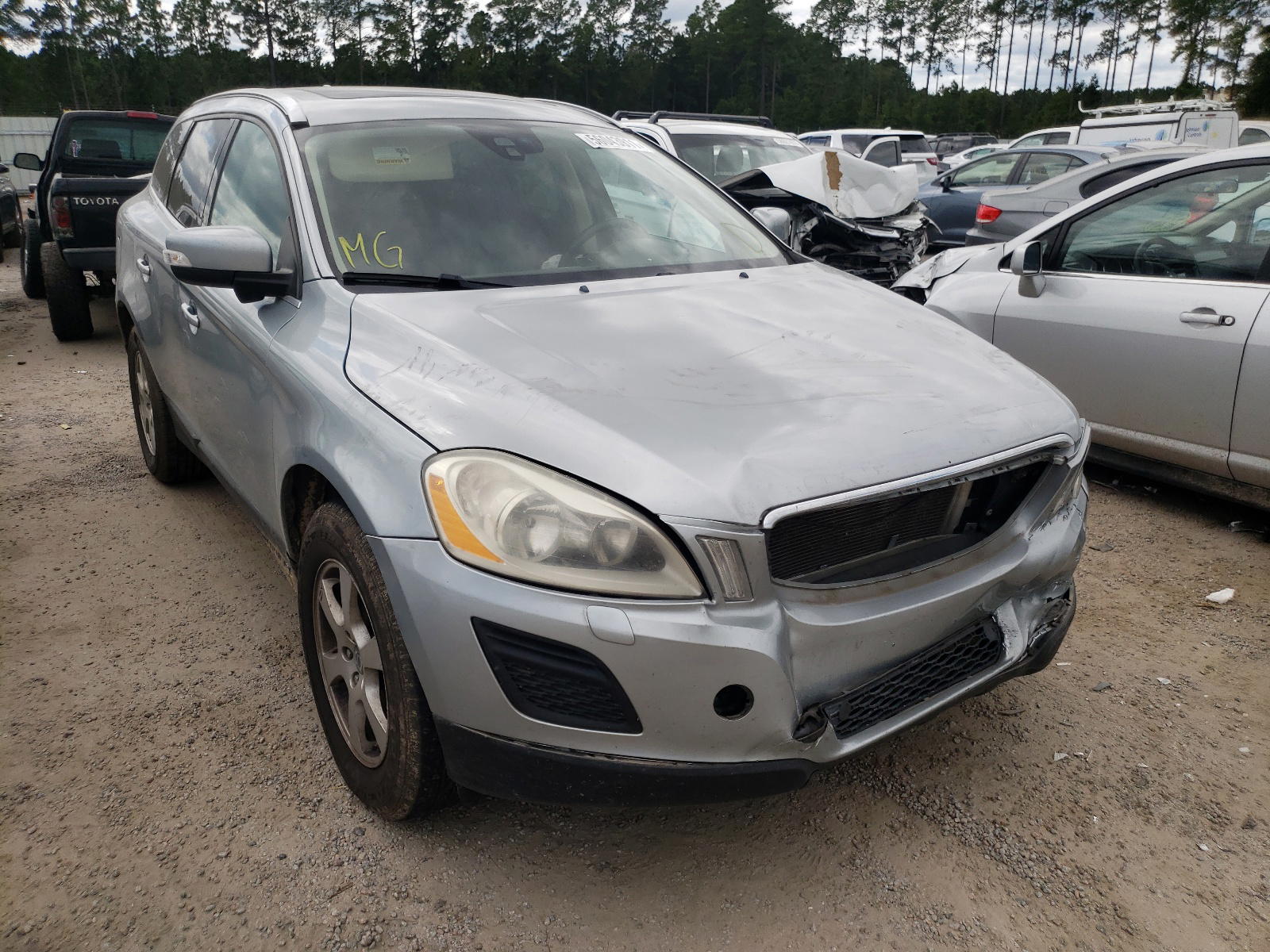 VOLVO XC60 3.2 2012 with VIN YV4940DZ7C2338666 - Photo from auction
