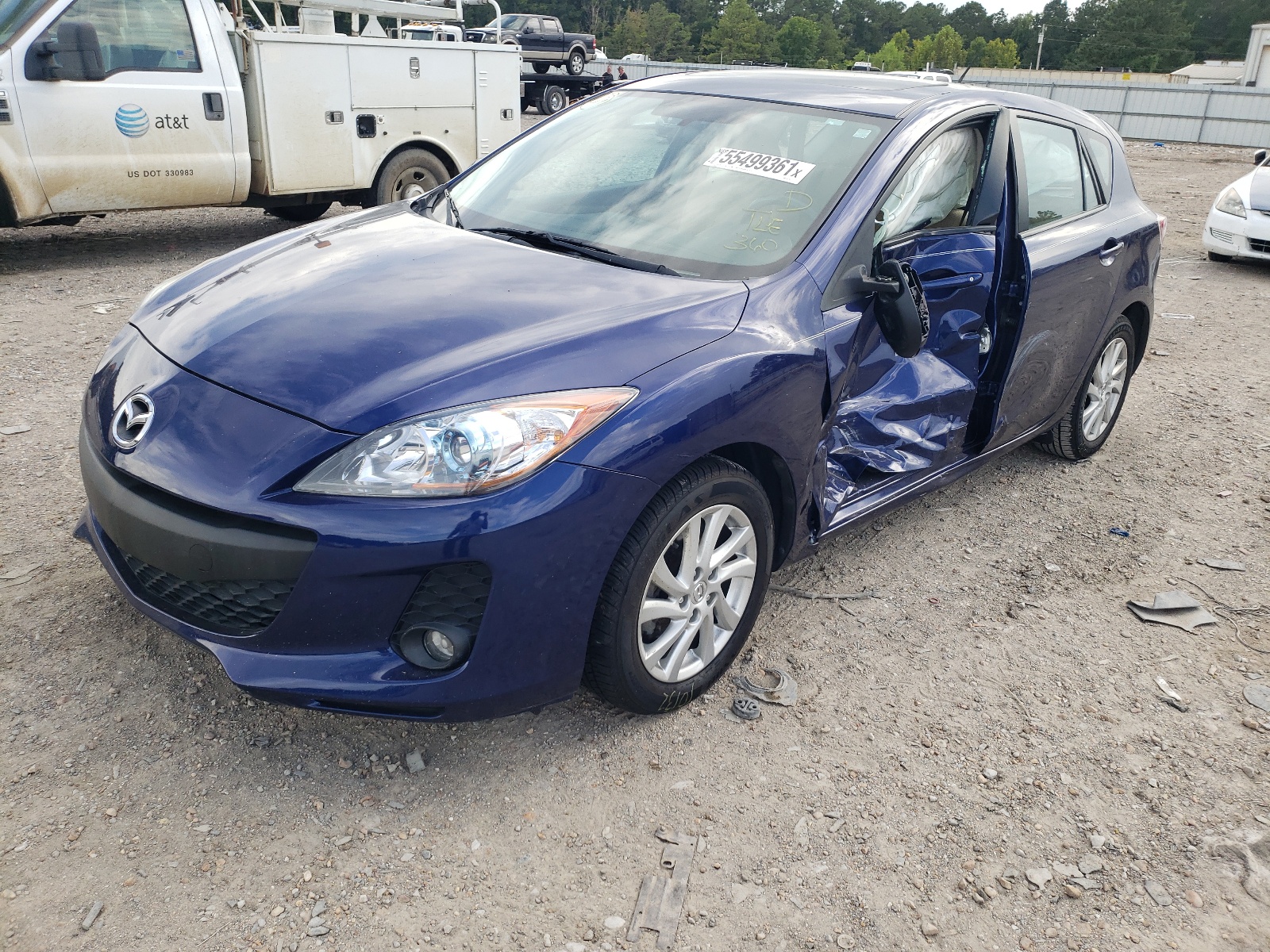 Photo 2 from auction – 2013 MAZDA 3 I with VIN JM1BL1L77C1671937