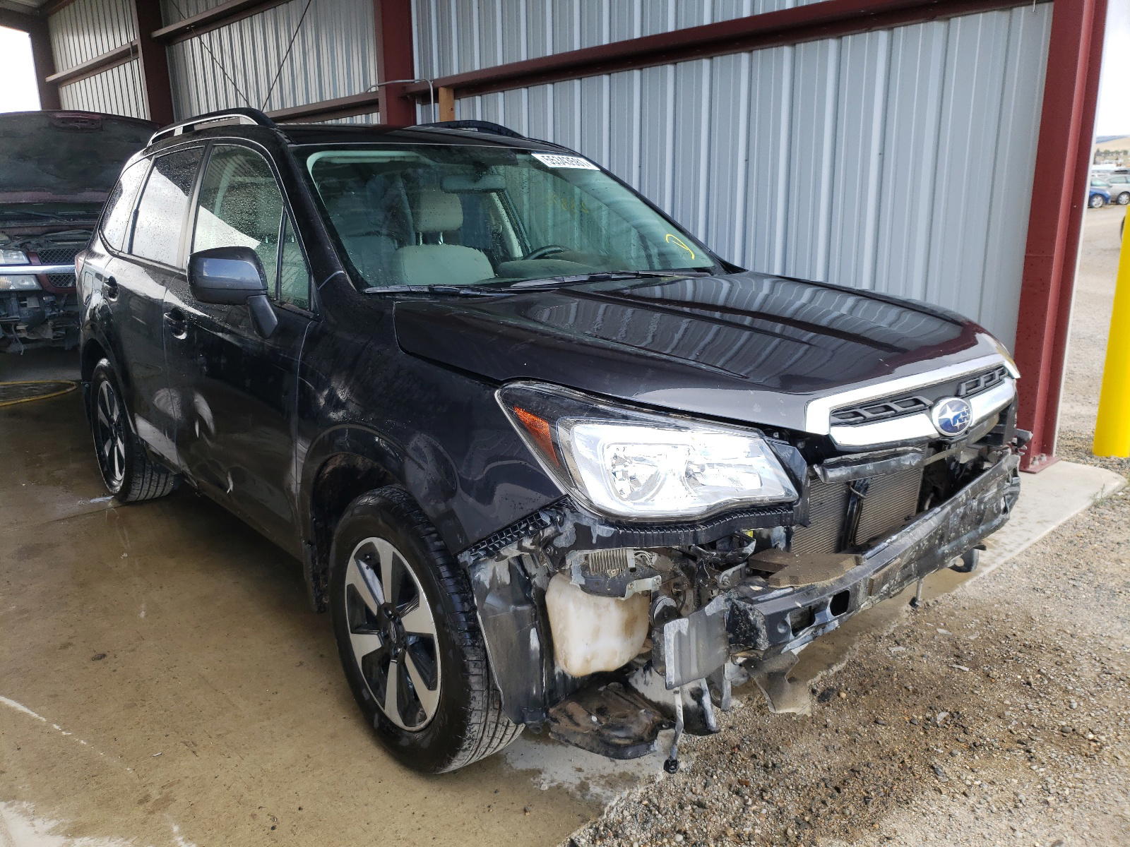 SUBARU FORESTER 2 2018 with VIN JF2SJABC0JH600847 - Photo from auction