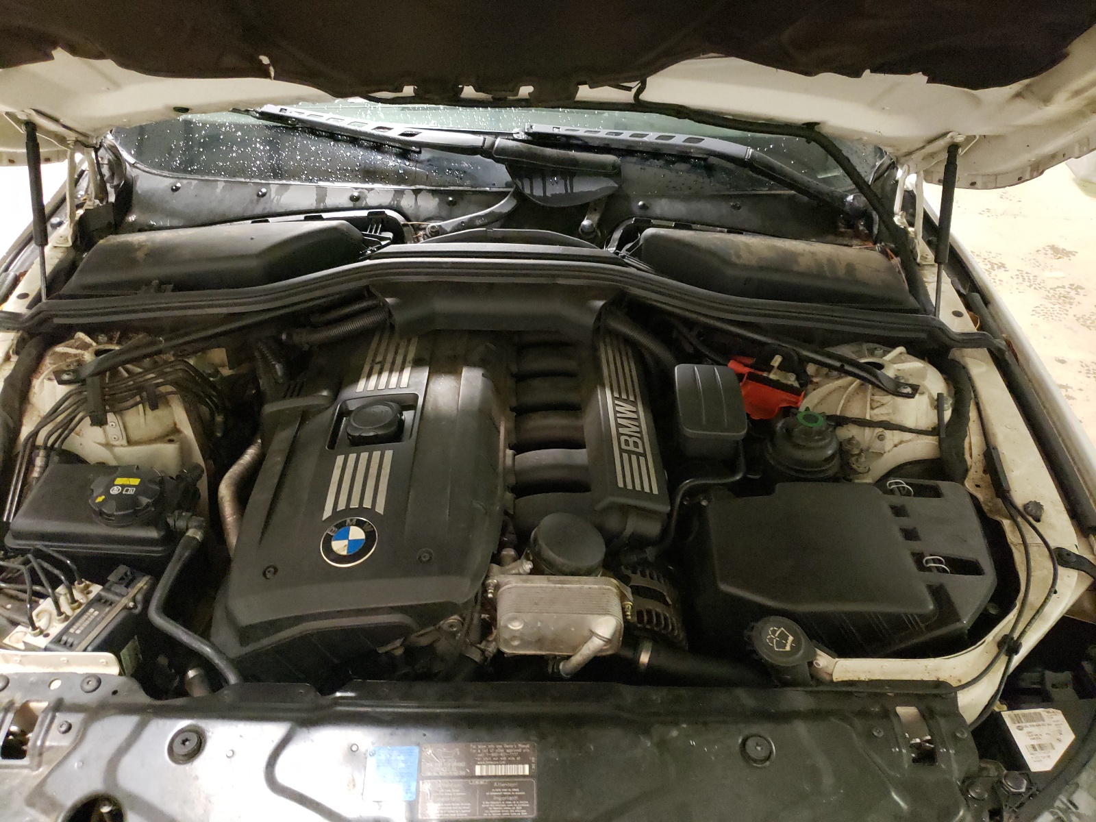 Photo 7 from auction – 2008 BMW 528 I with VIN WBANU535X8C113833