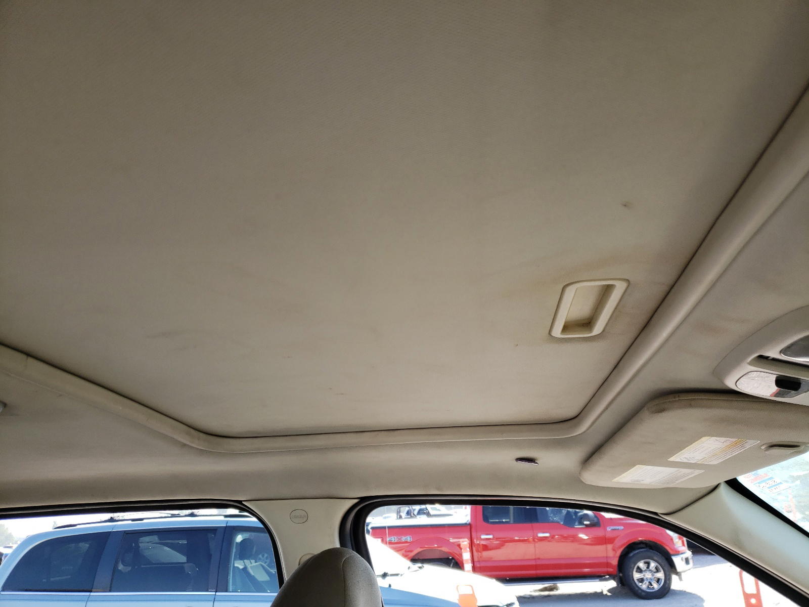 Photo 9 from auction – 2010 FORD ESCAPE XLT with VIN 1FMCU9DG6AKB64609