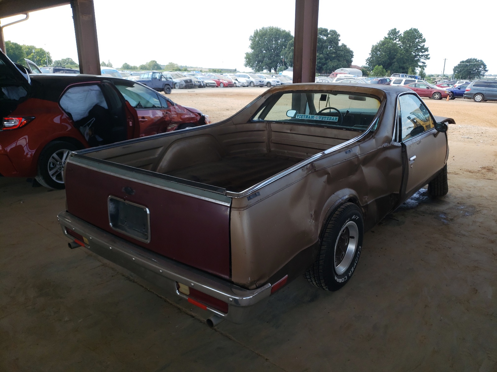 Photo 4 from auction – 1981 CHEVROLET EL CAMINO with VIN 1GCCW80H1BD500079