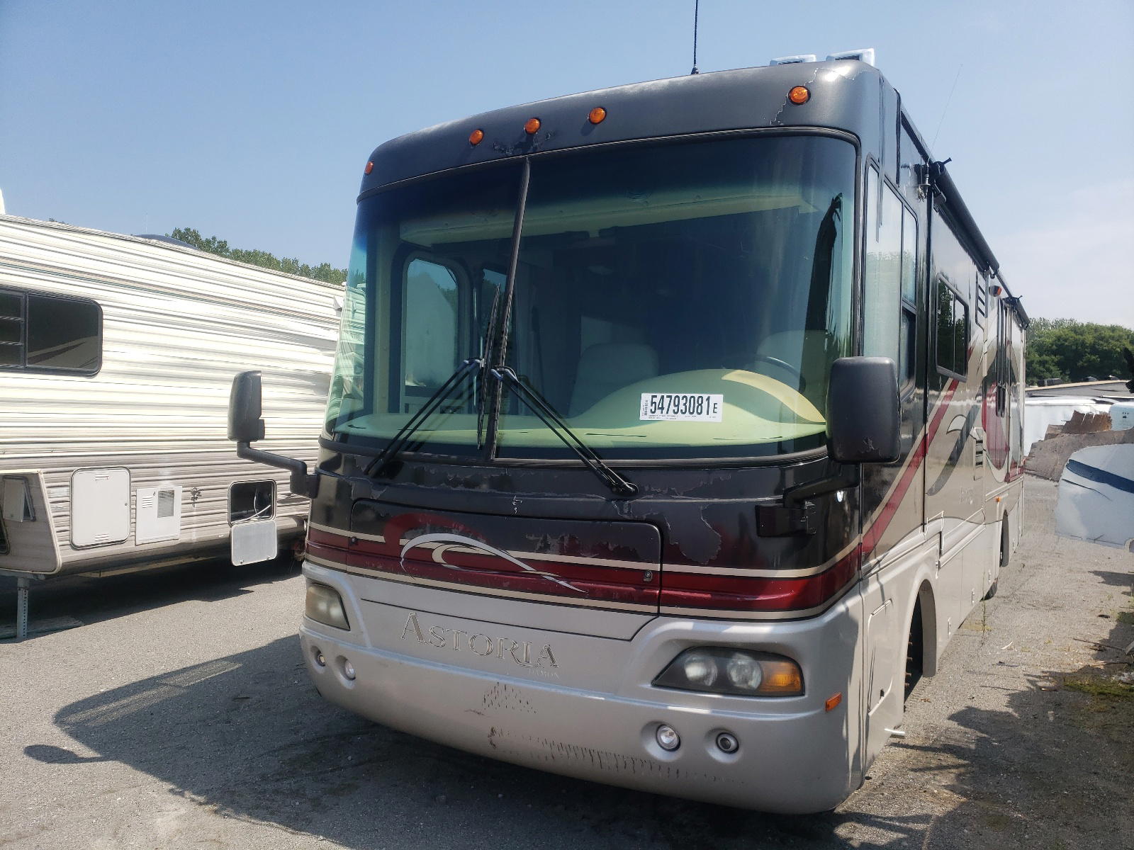 Photo 2 from auction – 2006 FREIGHTLINER CHASSIS X with VIN 4UZAB2BV76CV86217