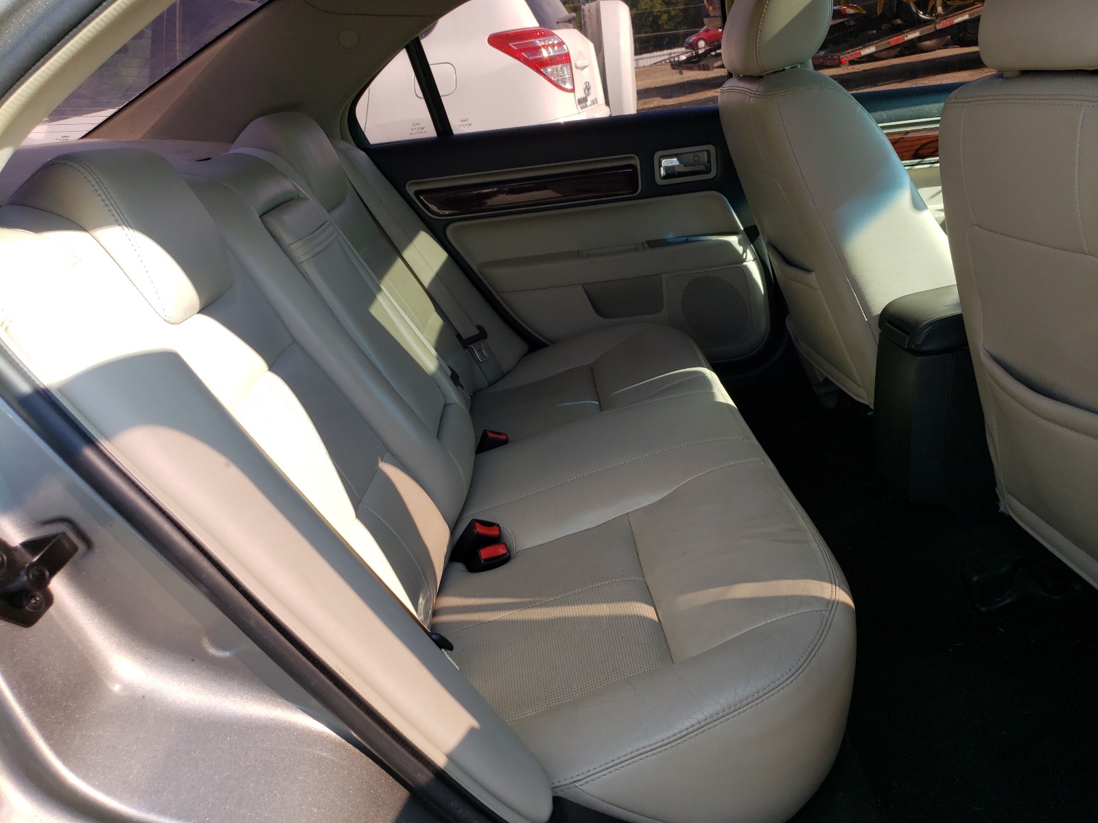 Zdjęcie 6 z aukcji – 2008 LINCOLN MKZ z VIN 3LNHM26TX8R626831