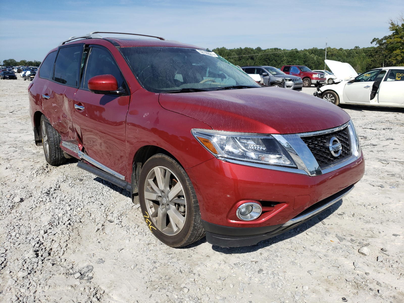 NISSAN PATHFINDER 2015 with VIN 5N1AR2MN3FC697890 - Photo from auction