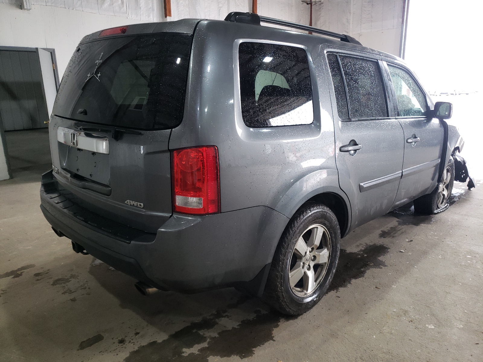 Photo 4 from auction – 2010 HONDA PILOT EXL with VIN 5FNYF4H56AB029708
