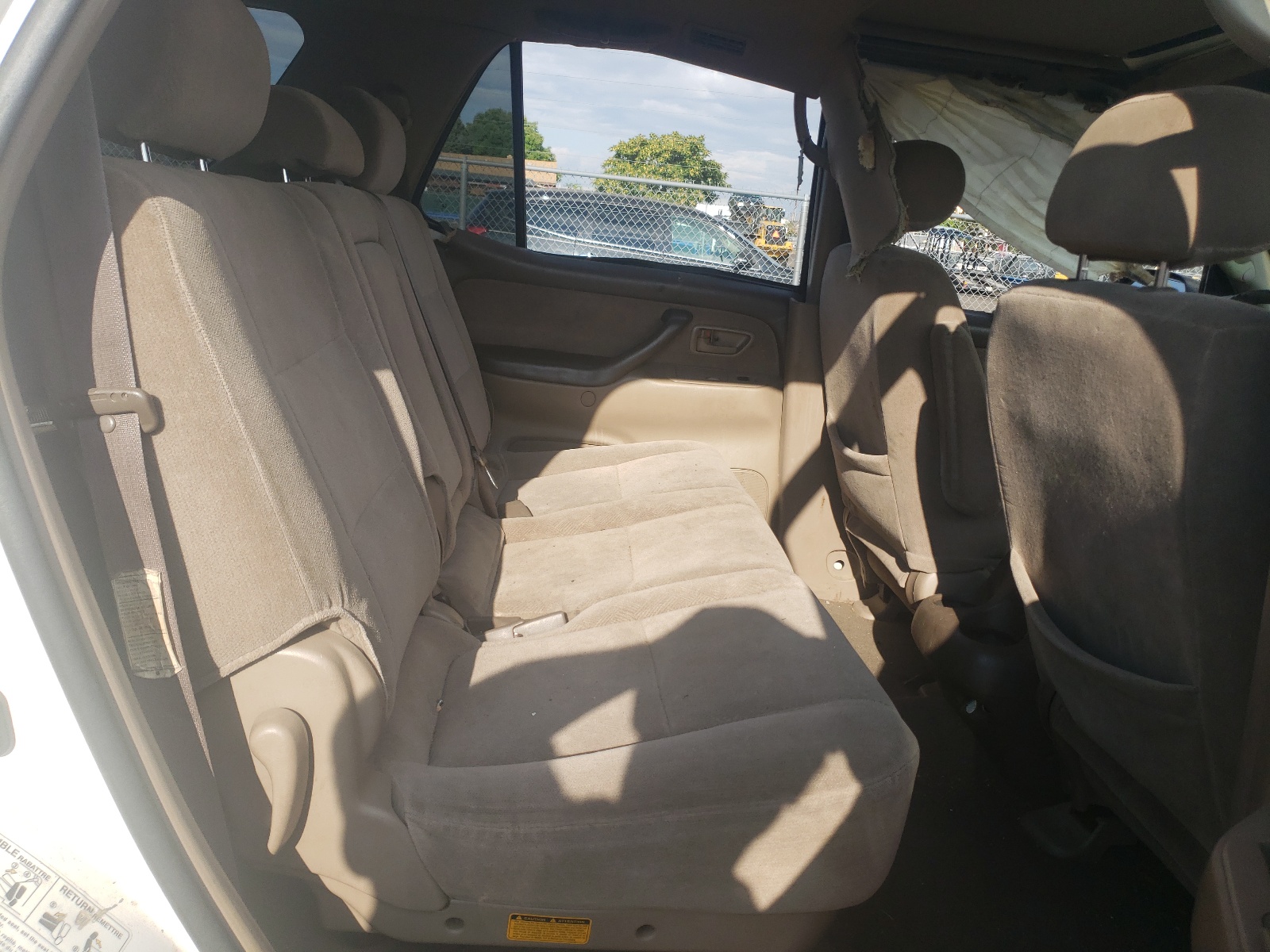 صورة رقم 6 من المزاد - 2001 TOYOTA SEQUOIA SR مع VIN 5TDBT44A91S015833