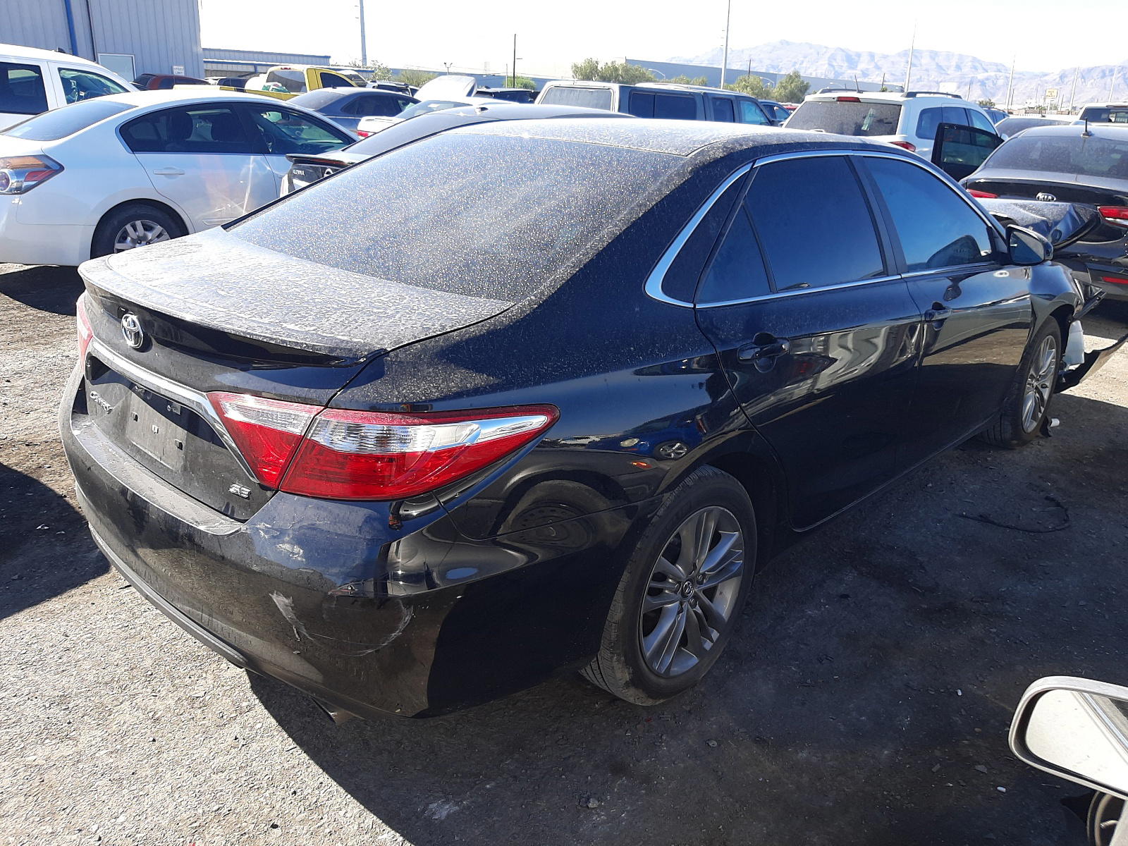 Photo 4 from auction – 2016 TOYOTA CAMRY LE with VIN 4T1BF1FK3GU255293