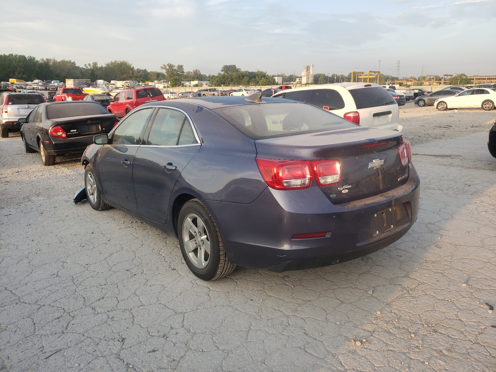 Photo 3 from auction – 2015 CHEVROLET MALIBU LS with VIN 1G11A5SL9FF266069