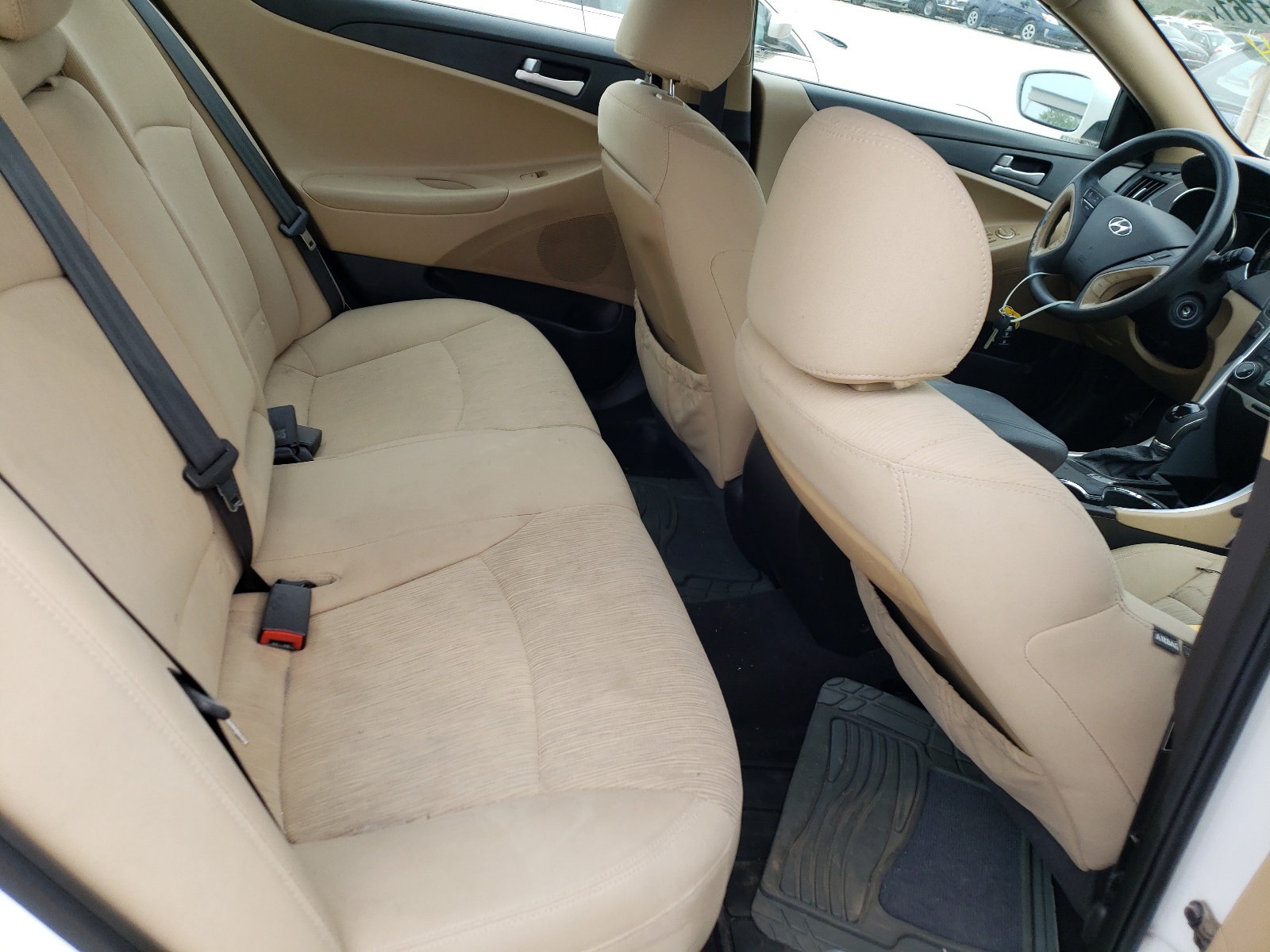 Photo 6 from auction – 2011 HYUNDAI SONATA GLS with VIN 5NPEB4ACXBH233924