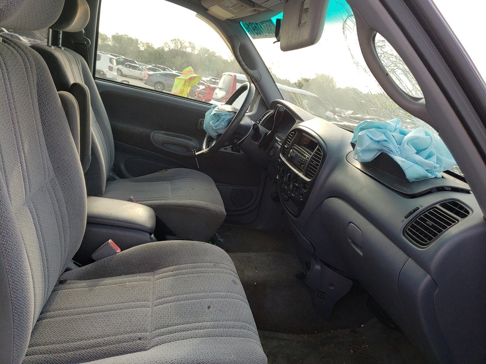 Photo 5 from auction – 2002 TOYOTA TUNDRA ACC with VIN 5TBBT44152S227249