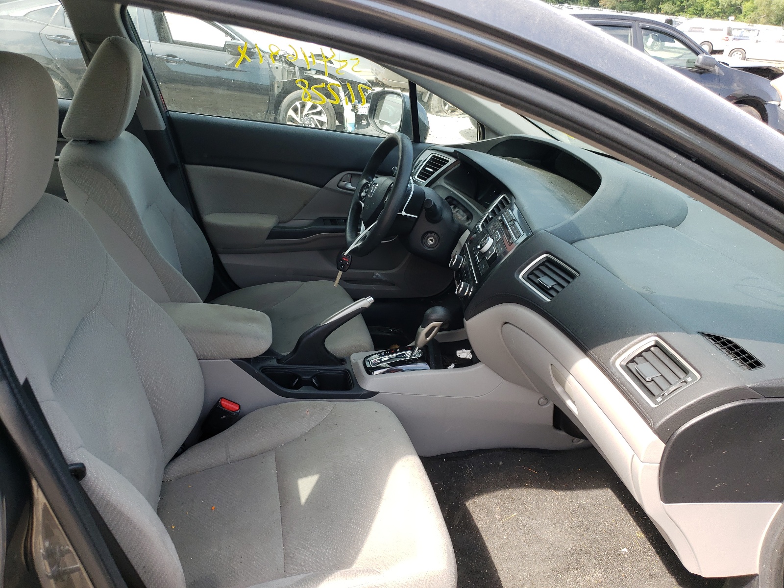 Photo 5 from auction – 2013 HONDA CIVIC LX with VIN 2HGFB2F5XDH569508