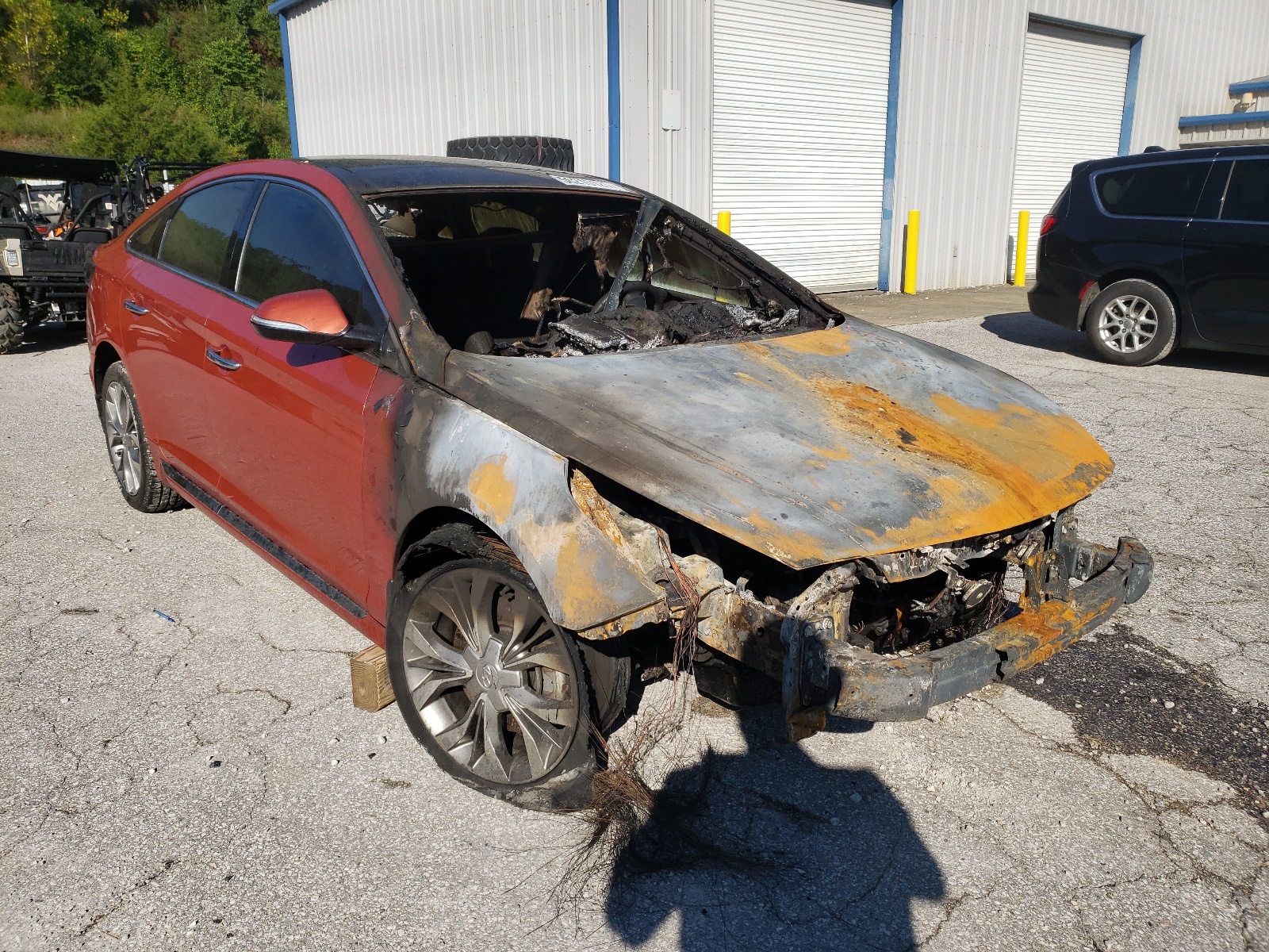 HYUNDAI SONATA SPO 2015 with VIN 5NPE34AB3FH178551 - Photo from auction
