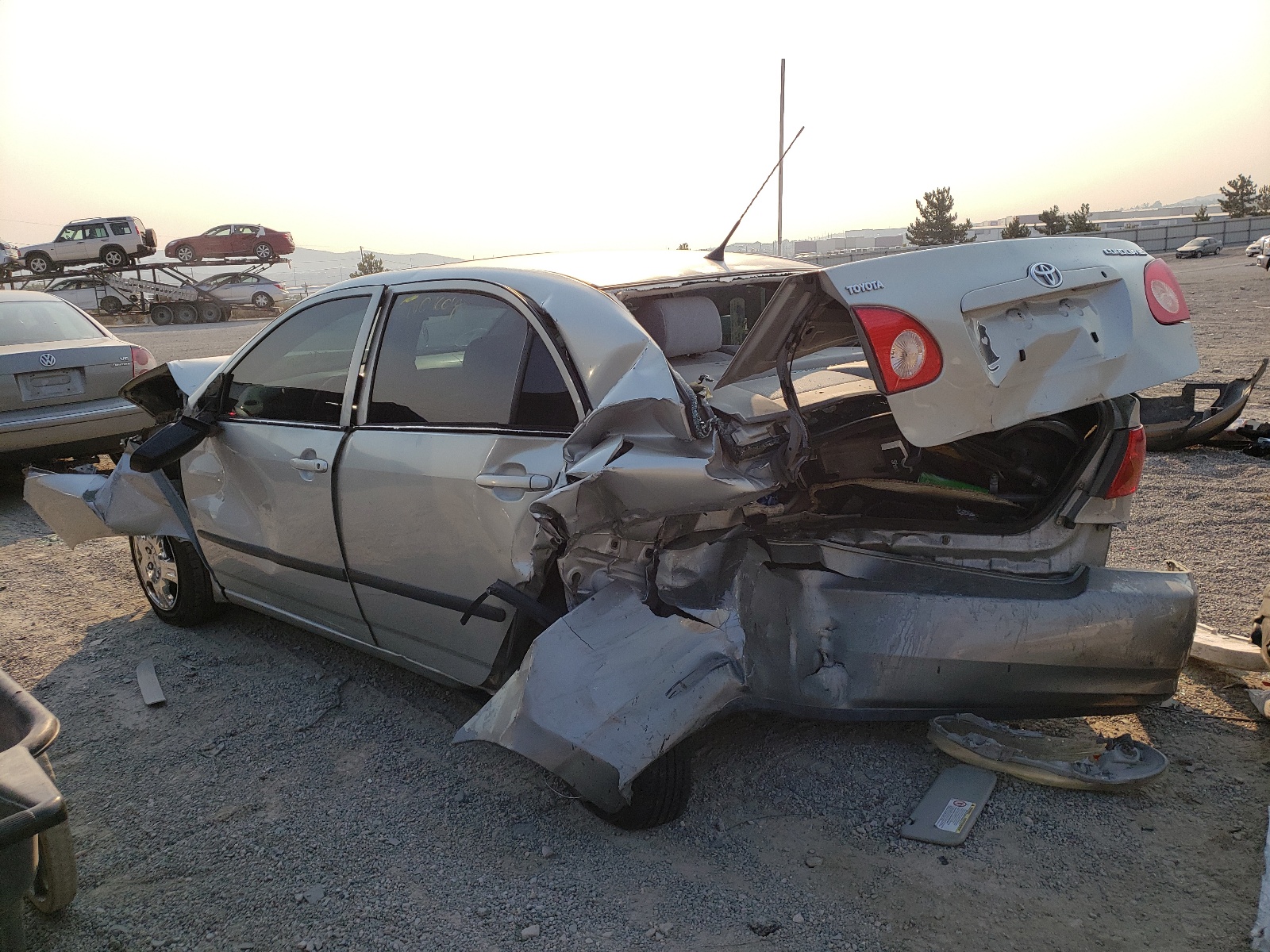 صورة رقم 3 من المزاد - 2003 TOYOTA COROLLA CE مع VIN 2T1BR32E03C041120