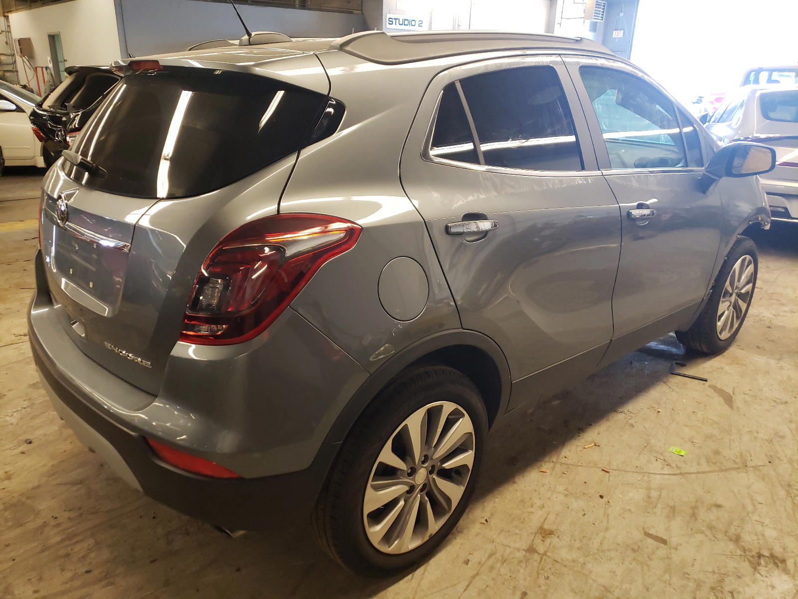 Photo 4 from auction – 2020 BUICK ENCORE PRE with VIN KL4CJASB1LB050925