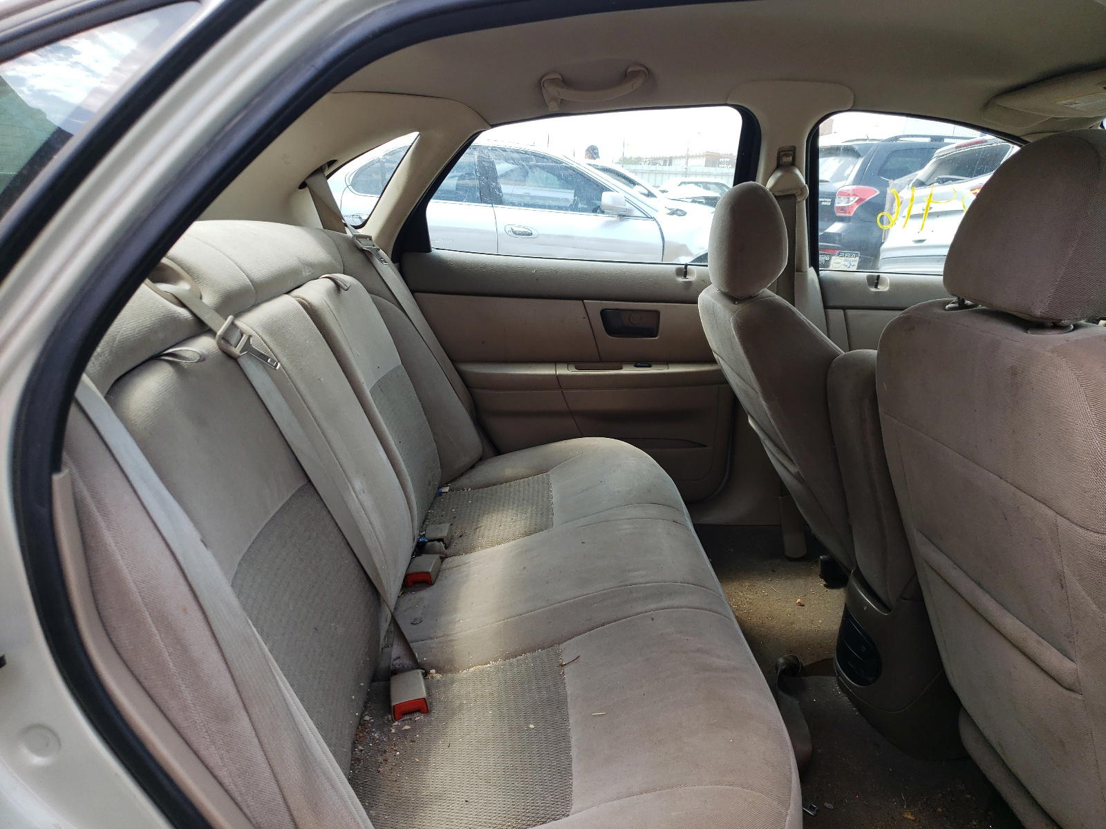 Photo 6 from auction – 2005 FORD TAURUS with VIN 1FAFP56225A210585