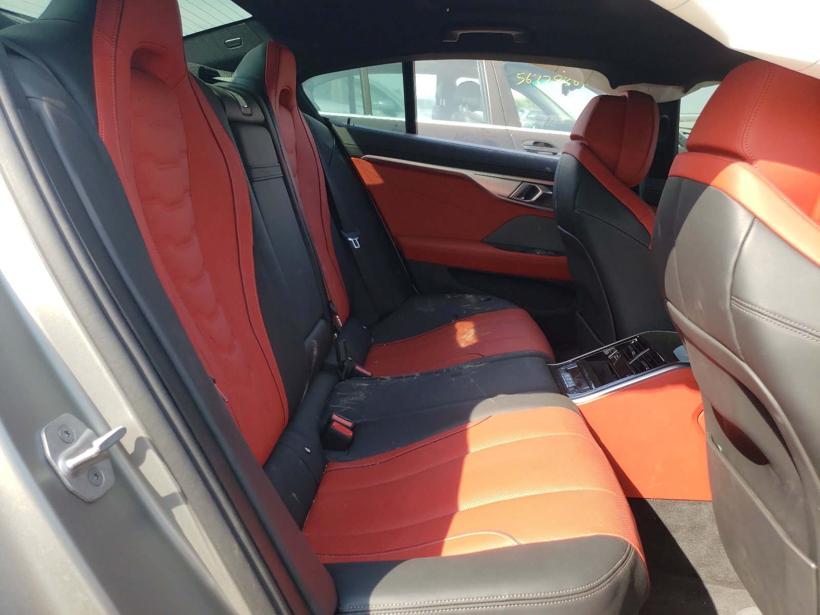 Photo 6 from auction – 2021 BMW M850XI with VIN WBAGV8C08MCF72450