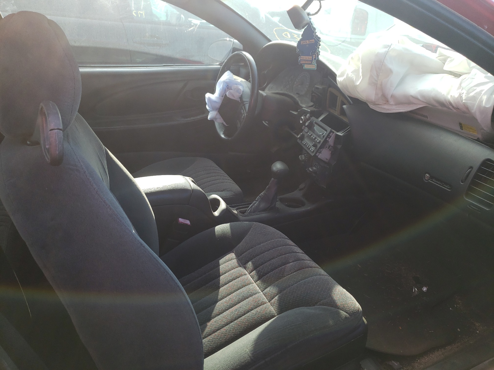 Photo 5 from auction – 2002 CHEVROLET MONTE CARL with VIN 2G1WX15K829128204