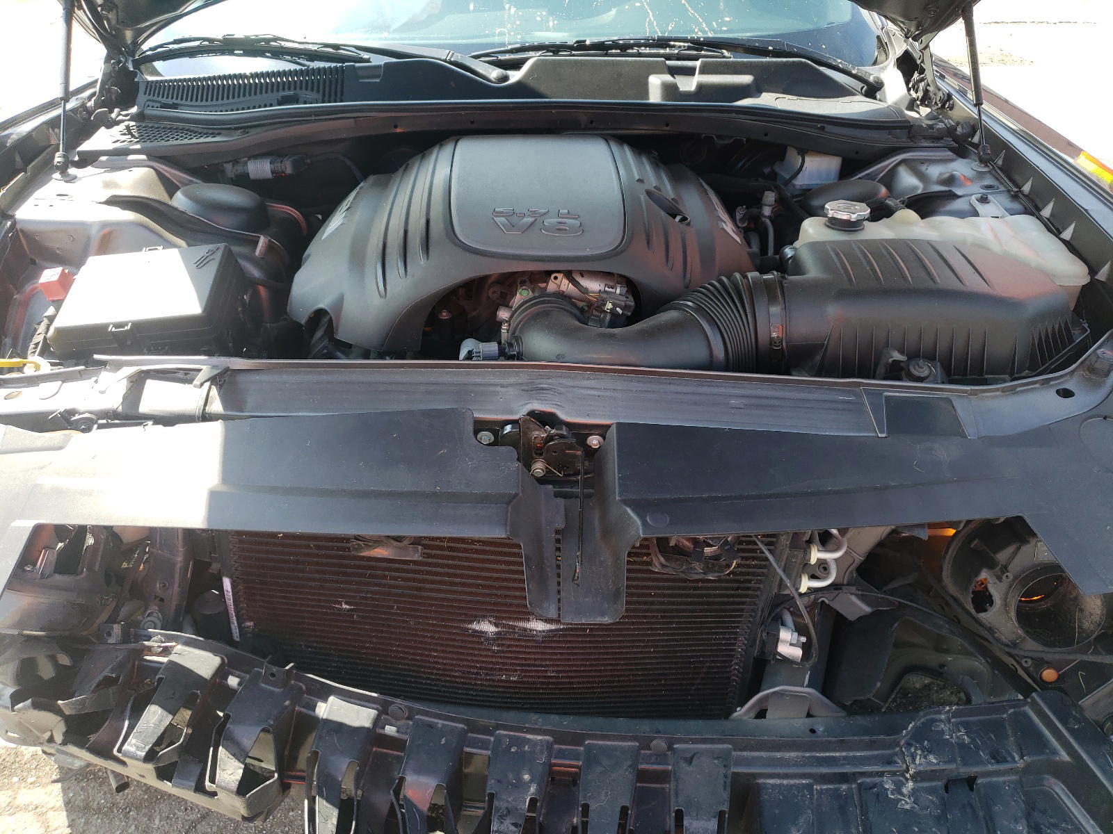 Photo 7 from auction – 2019 DODGE CHALLENGER with VIN 2C3CDZBT6KH578460
