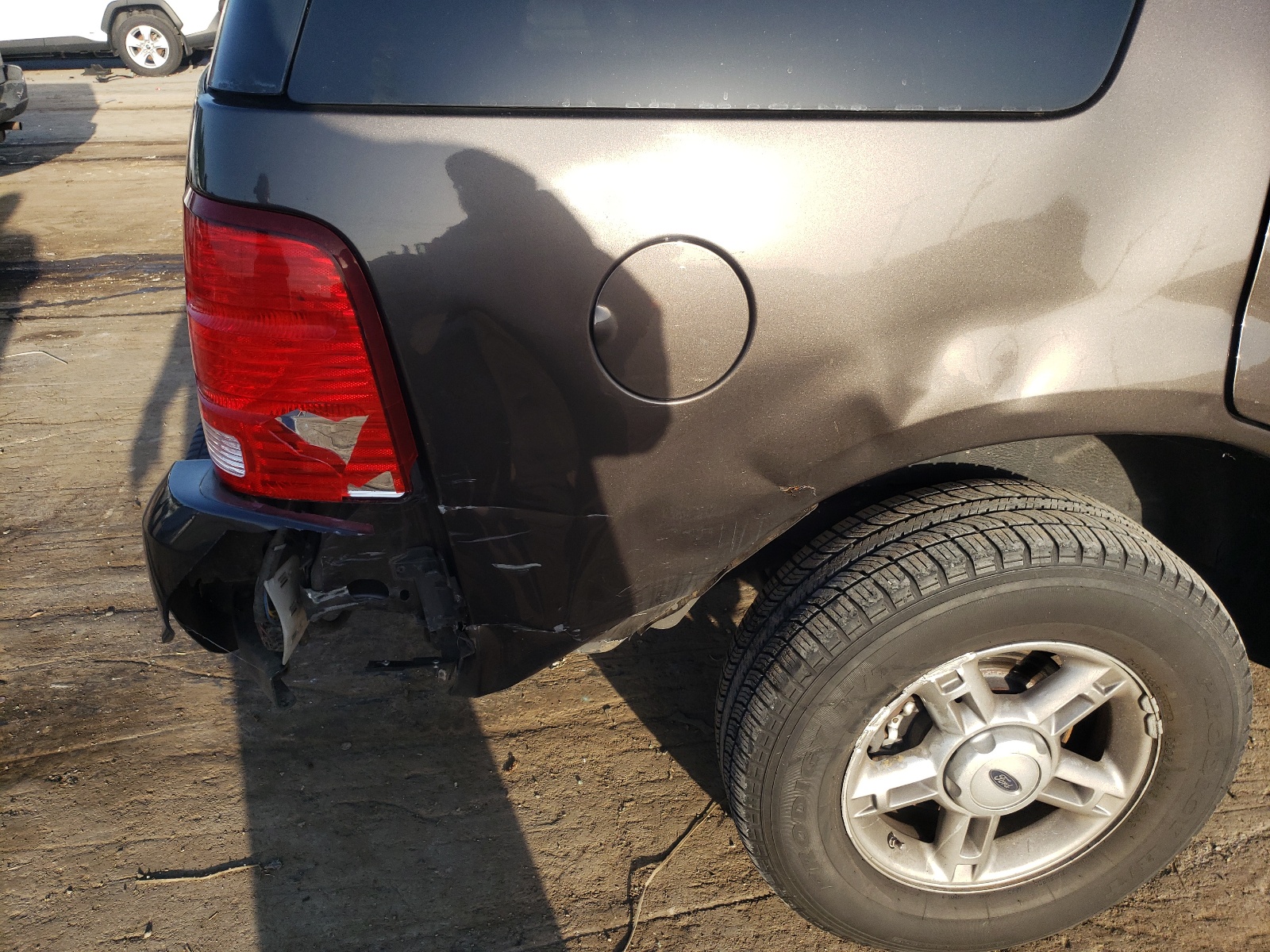 Zdjęcie 9 z aukcji – 2005 FORD EXPLORER X z VIN 1FMZU63K55UA67555