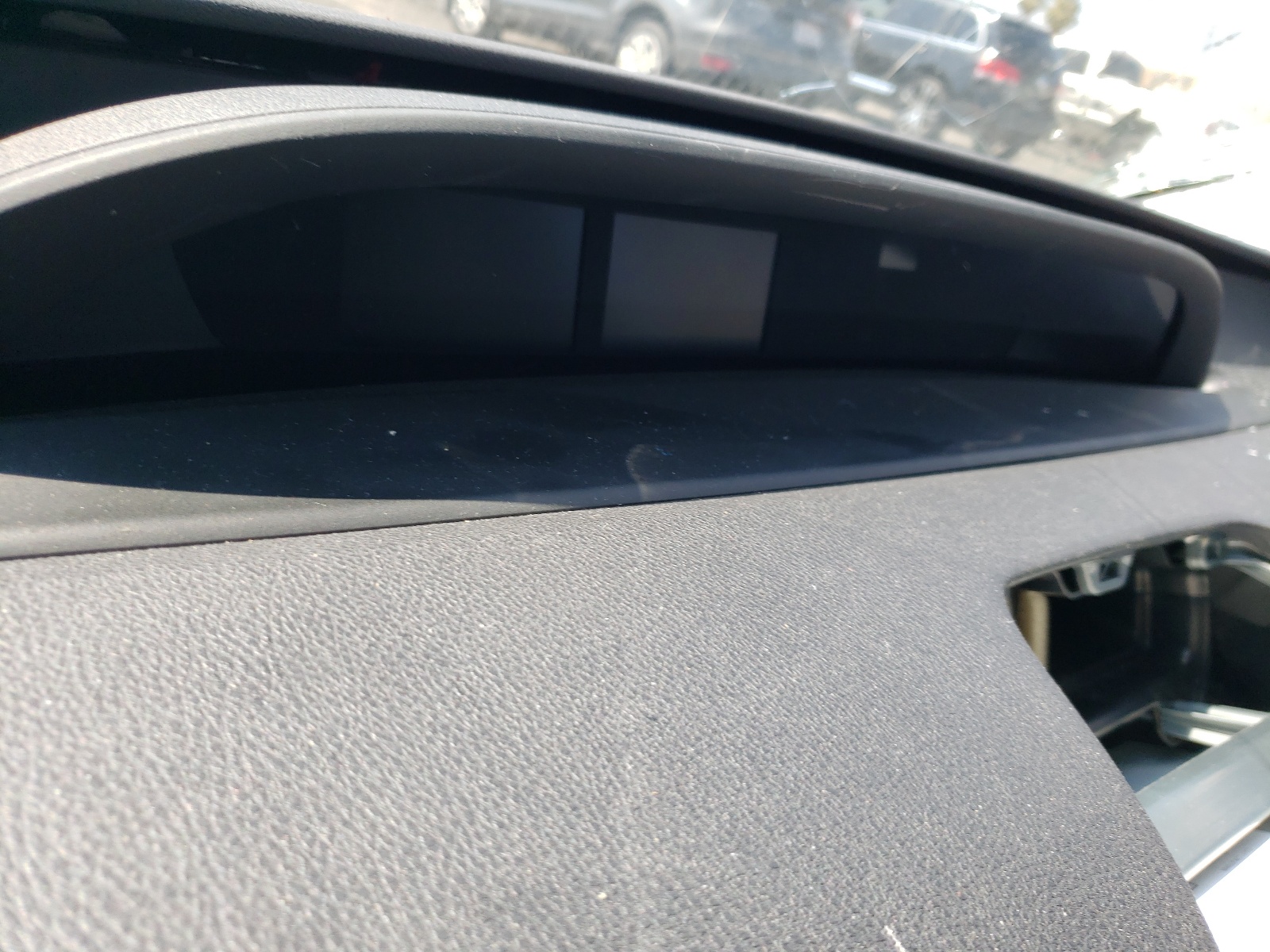 Photo 8 from auction – 2019 TOYOTA PRIUS with VIN JTDKARFU5K3085567