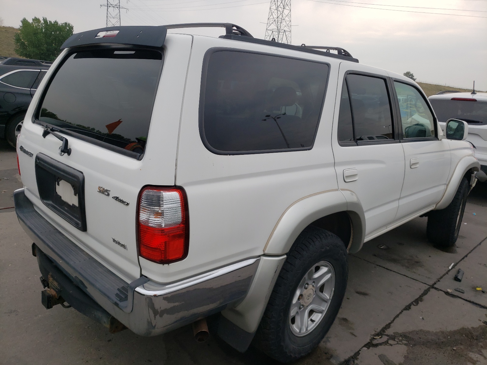 Photo 4 from auction – 2001 TOYOTA 4RUNNER SR with VIN JT3HN86R019053355