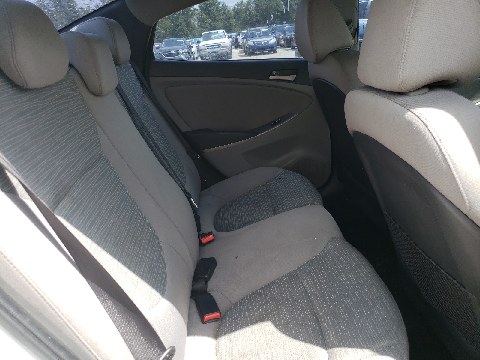 Photo 6 from auction – 2015 HYUNDAI ACCENT GLS with VIN KMHCT4AE5FU809111