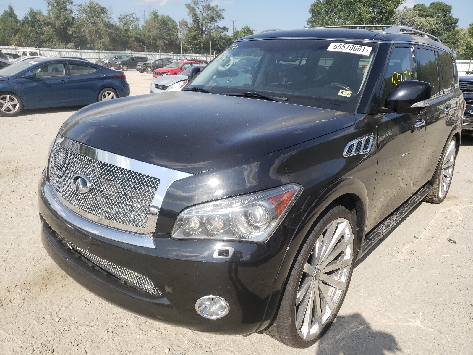 Photo 2 from auction – 2011 INFINITI QX56 with VIN JN8AZ2NE0B9000514