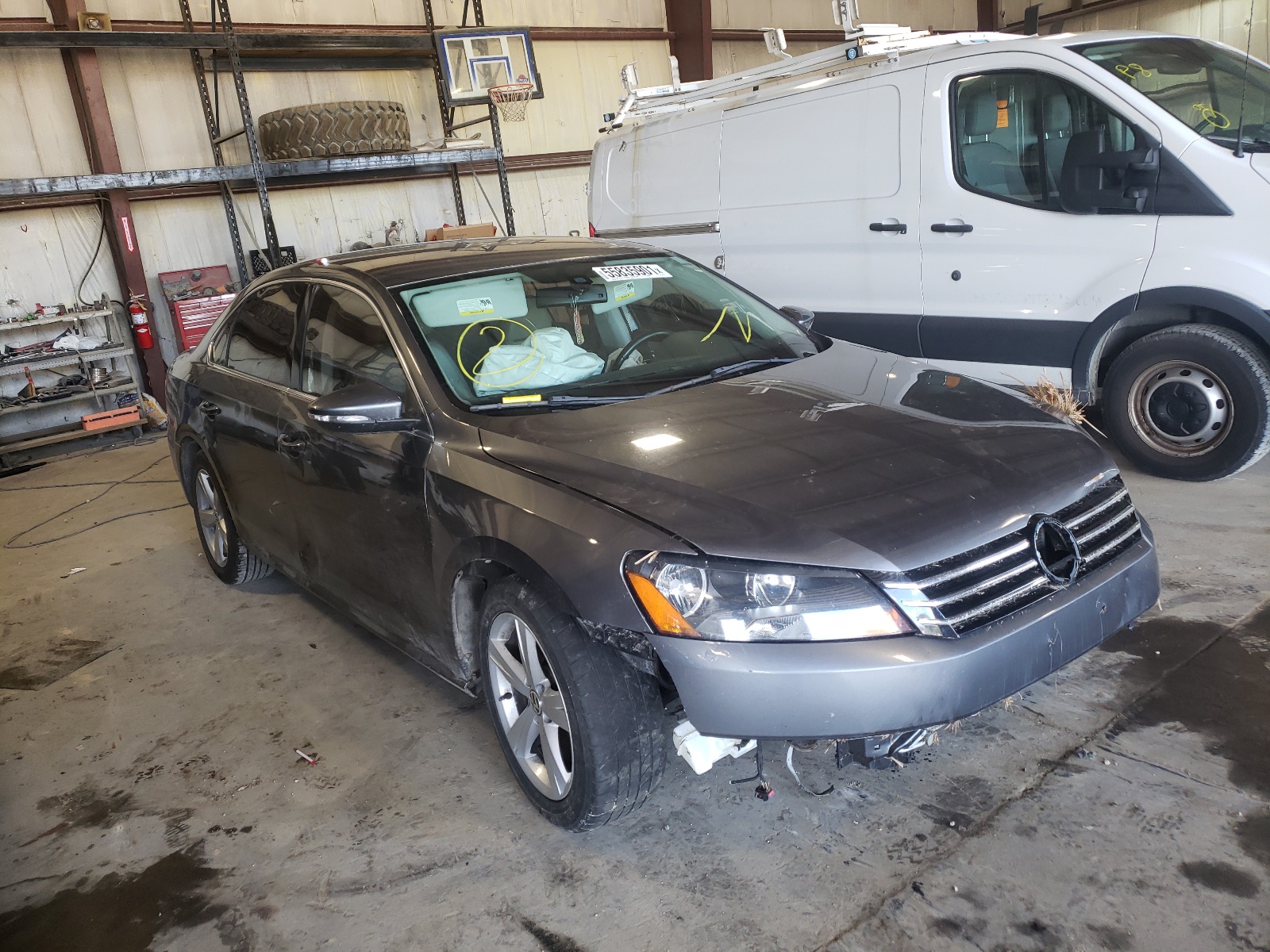 VOLKSWAGEN PASSAT SE 2012 with VIN 1VWBH7A31CC055754 - Photo from auction