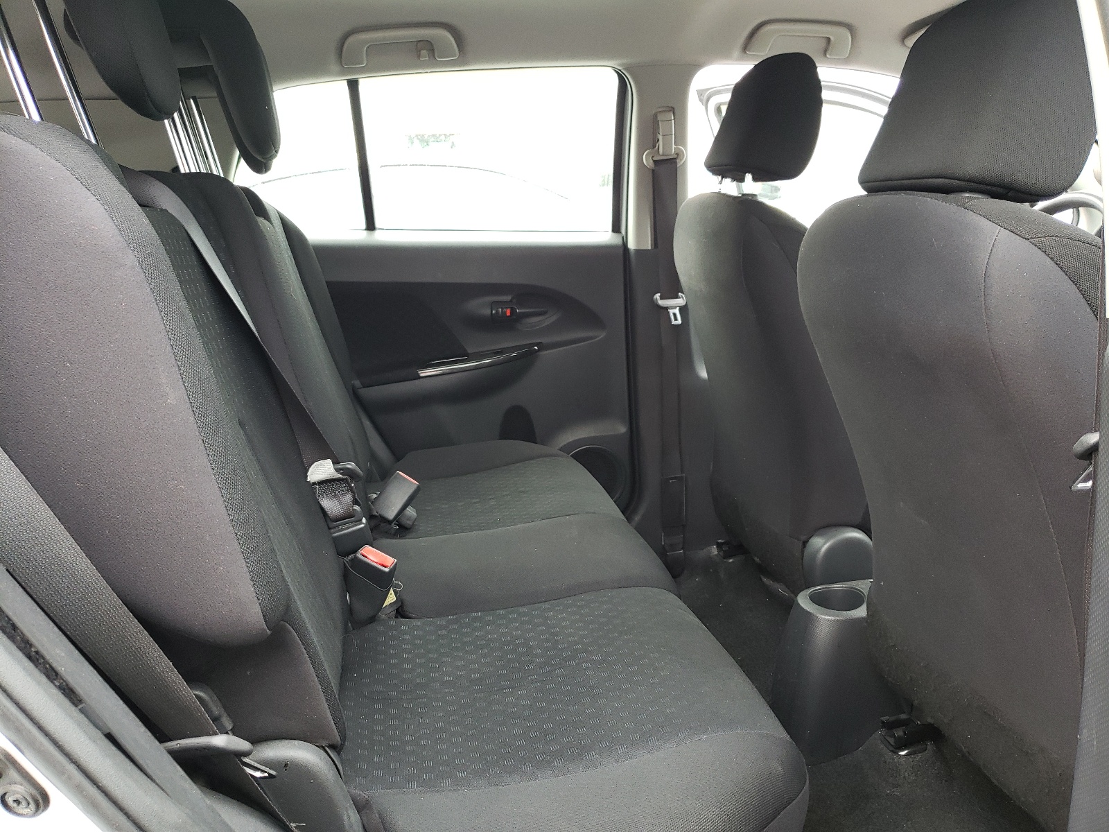 Photo 6 from auction – 2009 TOYOTA SCION XD with VIN JTKKU10439J041504