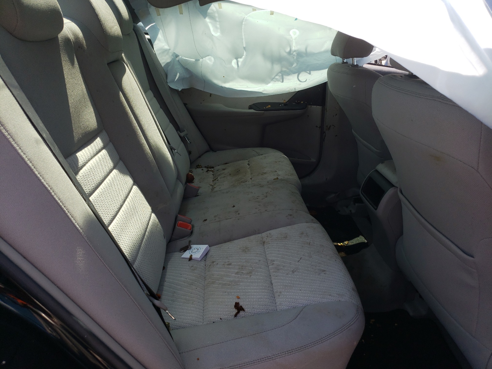 Photo 6 from auction – 2017 TOYOTA CAMRY LE with VIN 4T1BF1FK9HU339281