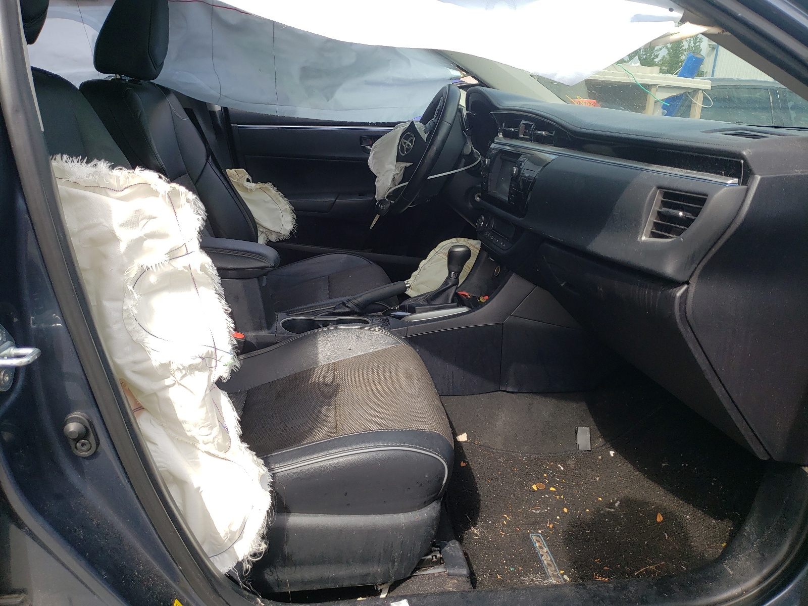 Photo 5 from auction – 2016 TOYOTA COROLLA L with VIN 2T1BURHE3GC710804