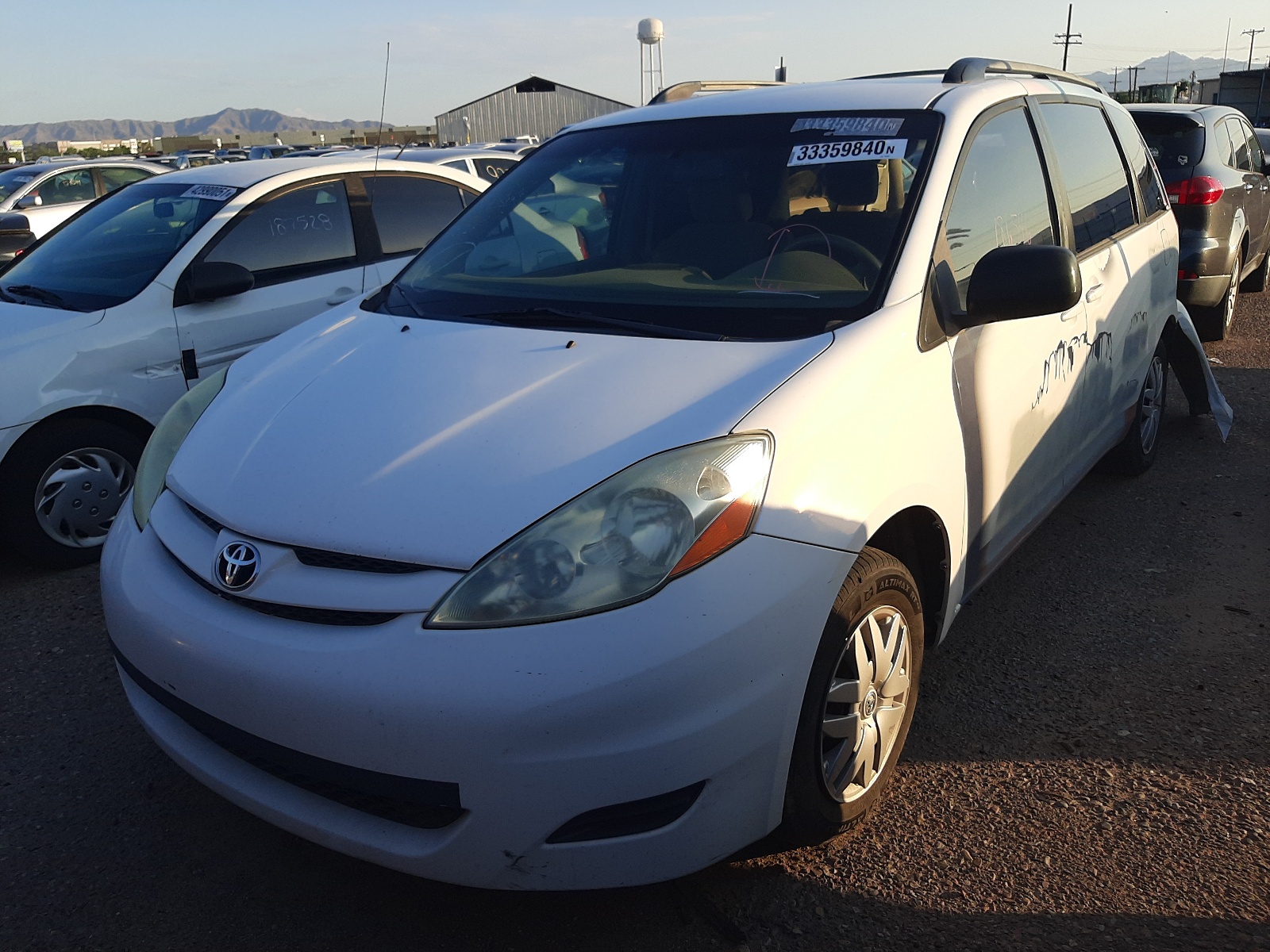 Photo 2 from auction – 2006 TOYOTA SIENNA CE with VIN 5TDZA23C06S436195