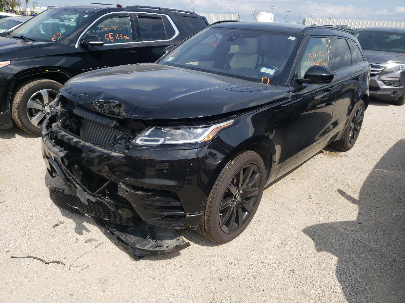 Photo 2 from auction – 2019 LAND ROVER RANGE ROVE with VIN SALYL2EX3KA780562