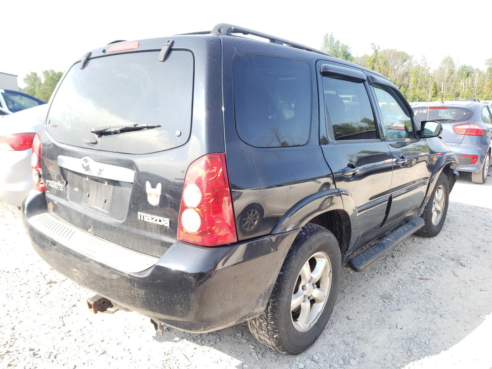 Photo 4 from auction – 2005 MAZDA TRIBUTE S with VIN 4F2CZ96165KM04245