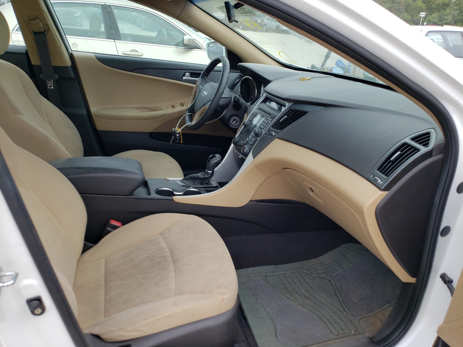 Photo 5 from auction – 2011 HYUNDAI SONATA GLS with VIN 5NPEB4ACXBH233924