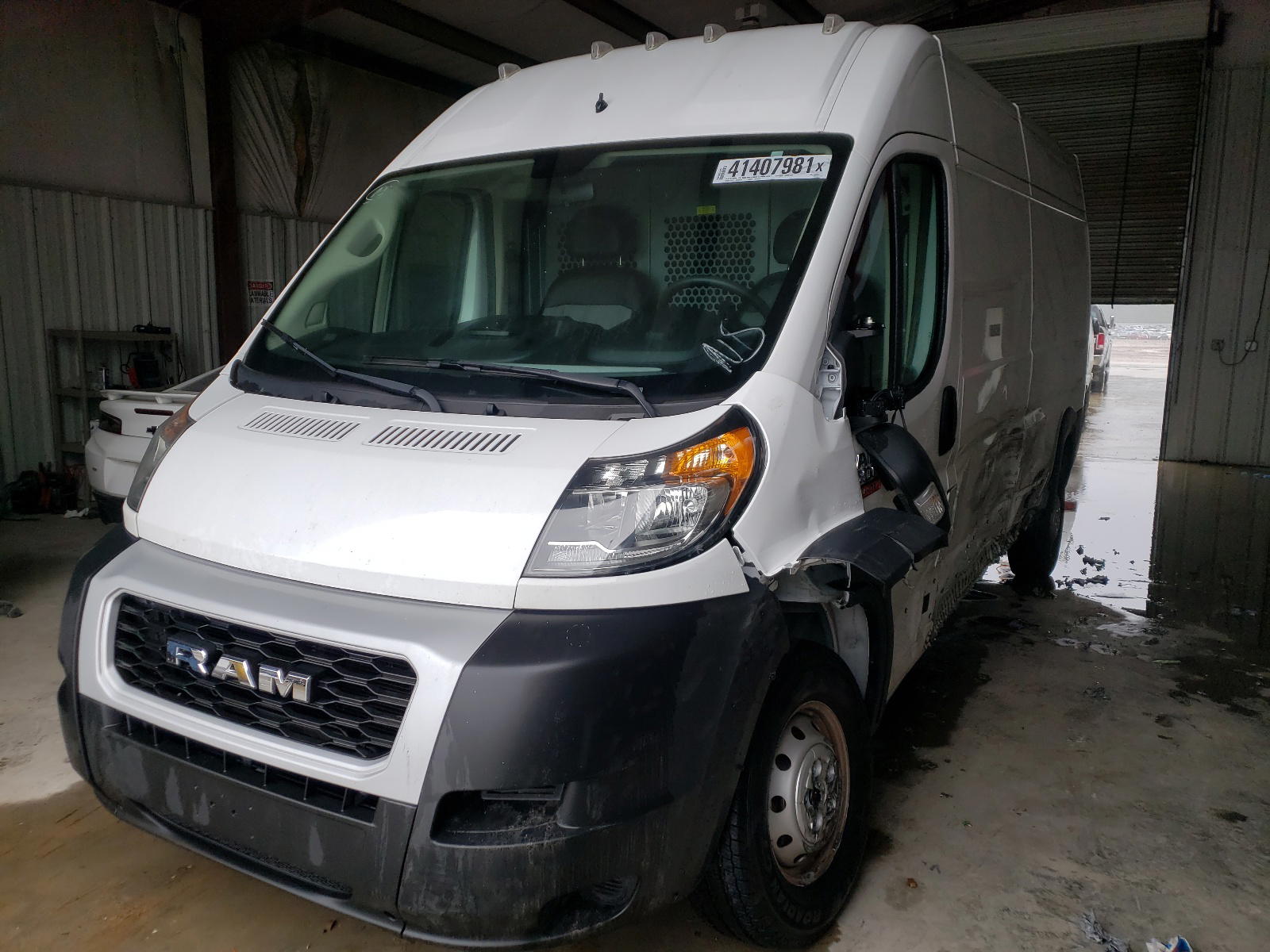 Photo 2 from auction – 2019 RAM PROMASTER with VIN 3C6URVHG0KE564836